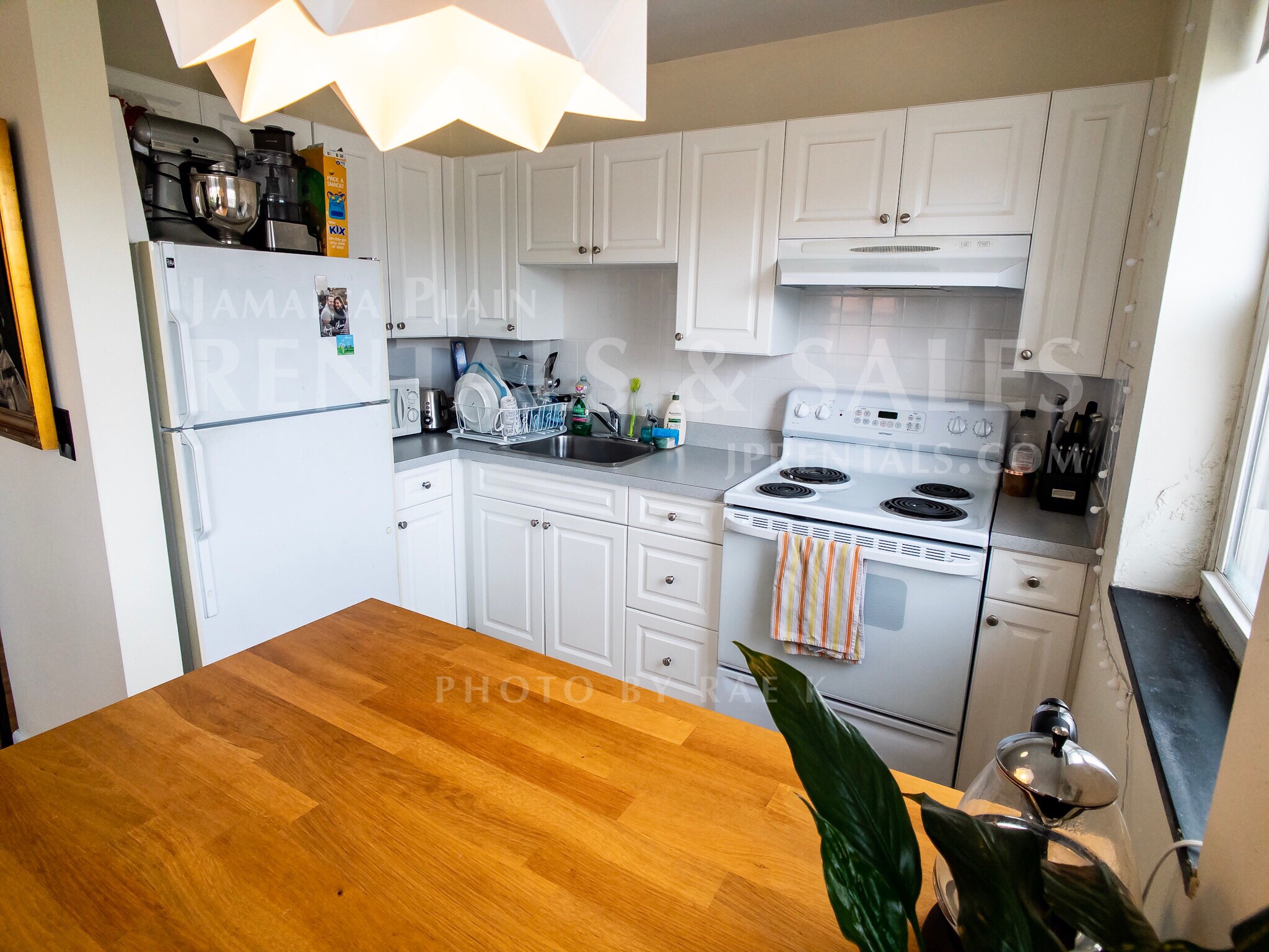 2 bed, 1 bath apartment for rent at 594 Centre St Unit 10, Jamaica Plain — photo 13 of 14