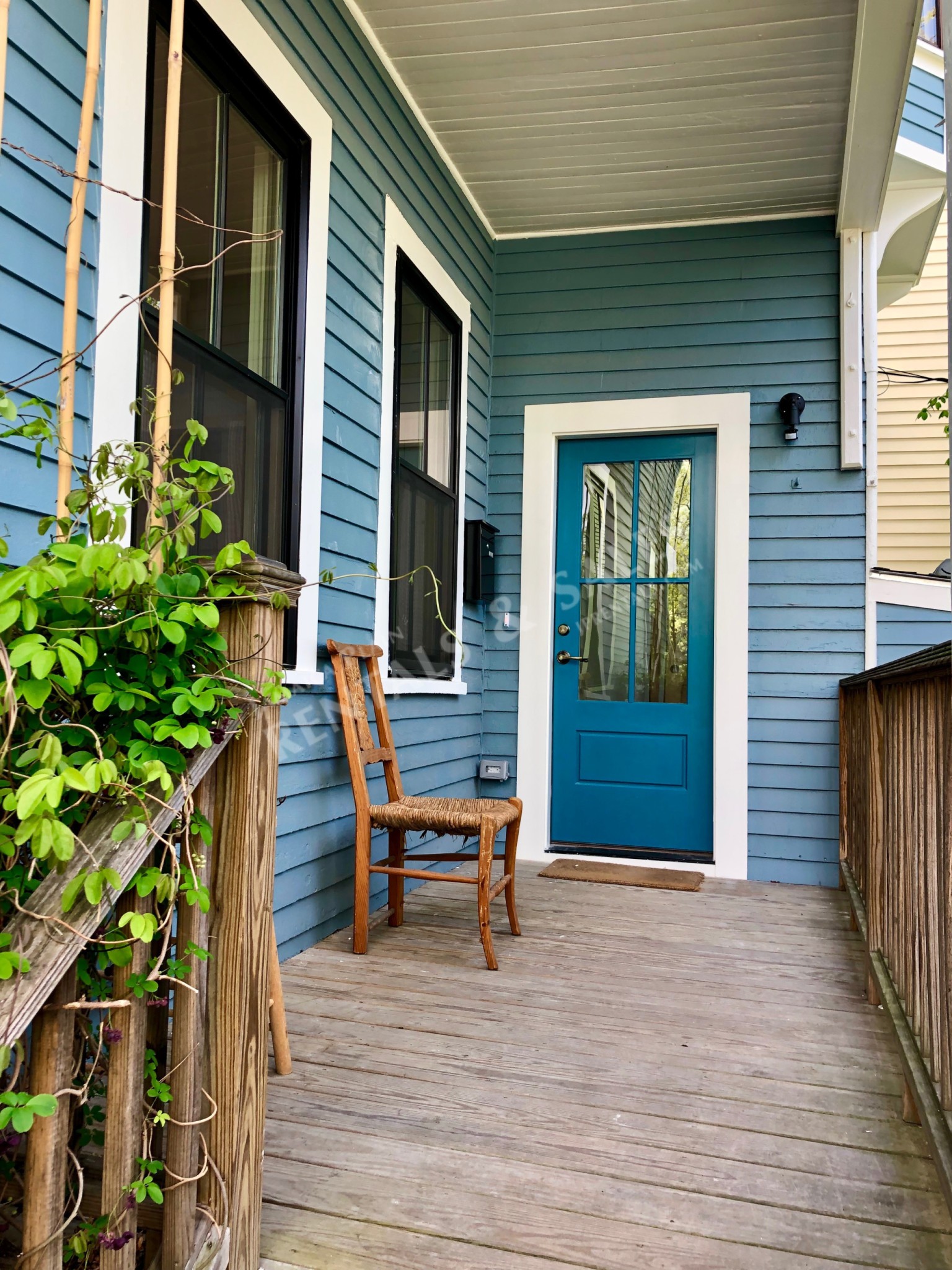 3 Alveston St, Jamaica Plain