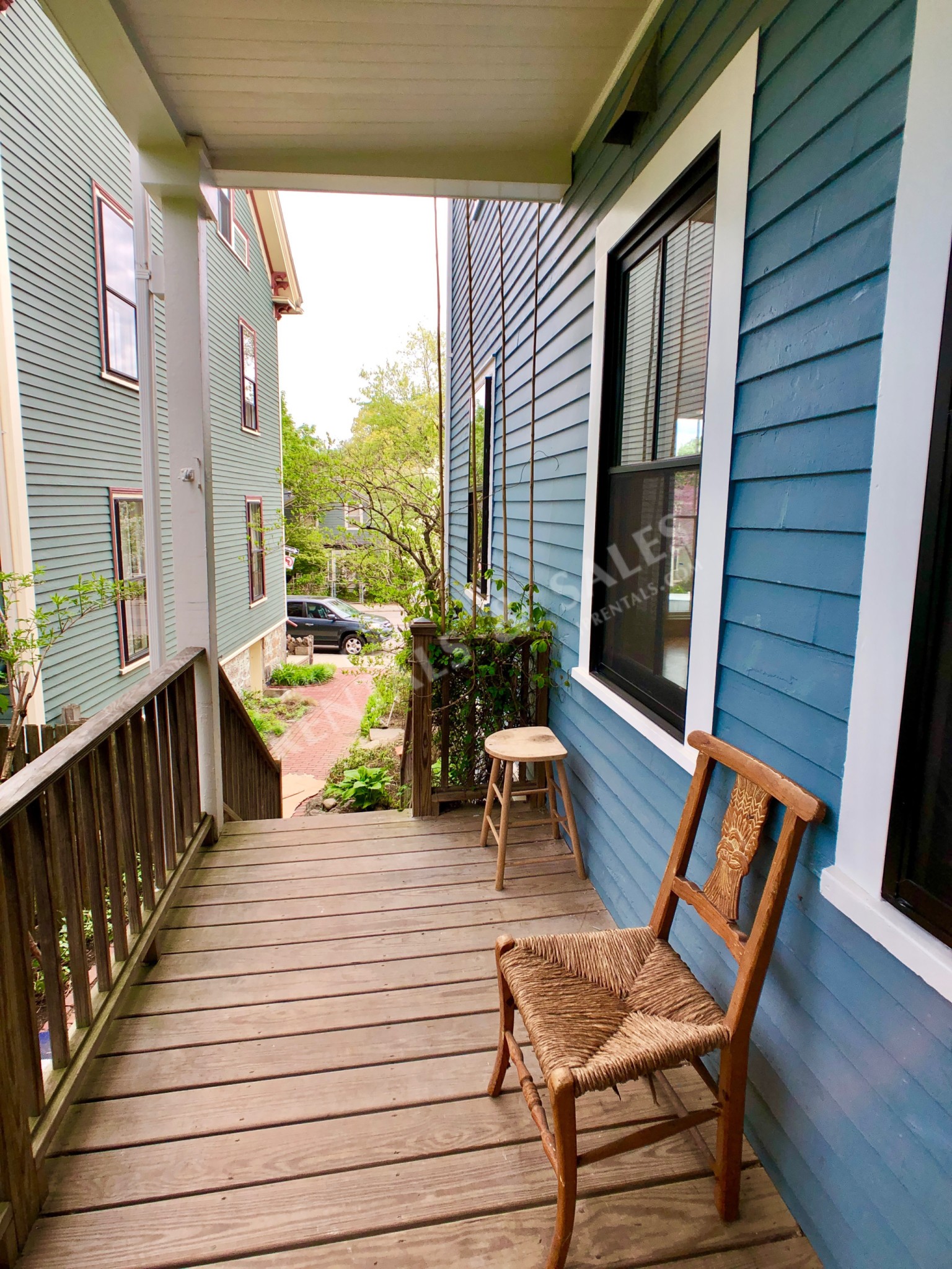 3 Alveston St, Jamaica Plain