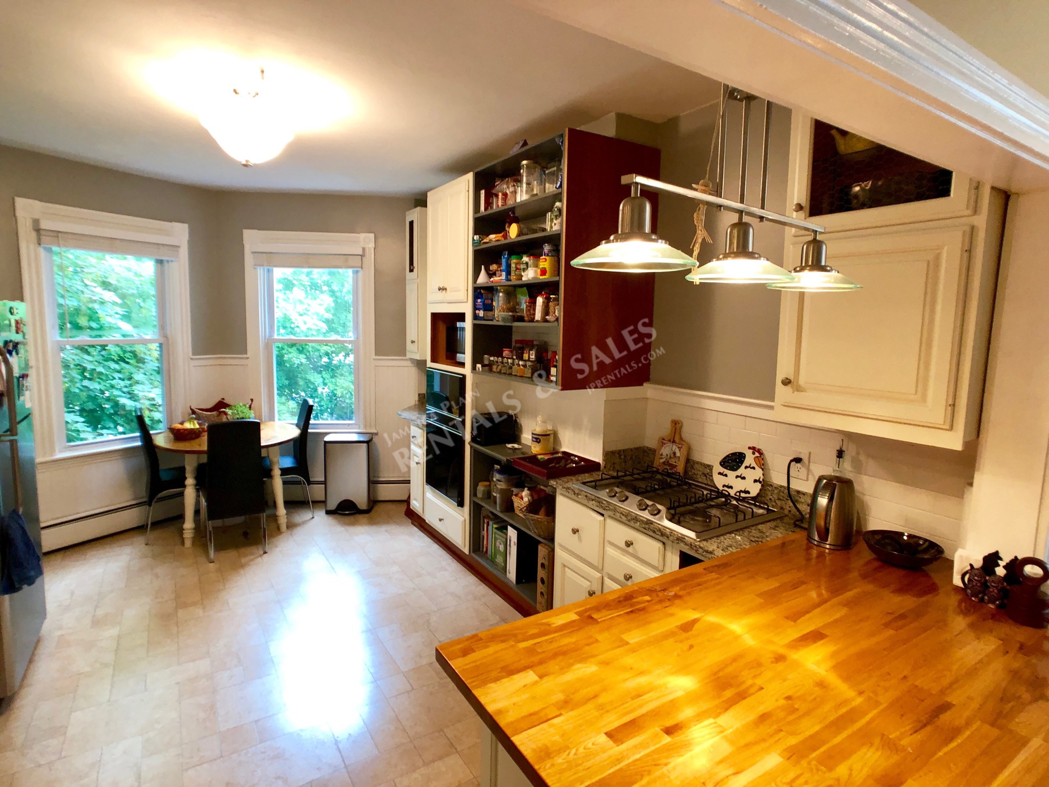 64 Mozart St, Jamaica Plain