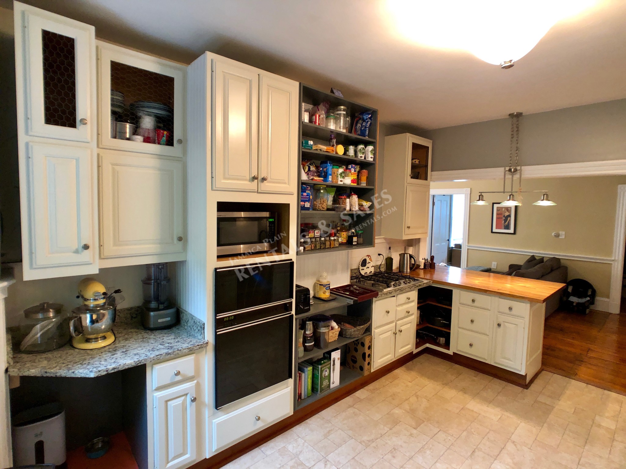 64 Mozart St, Jamaica Plain