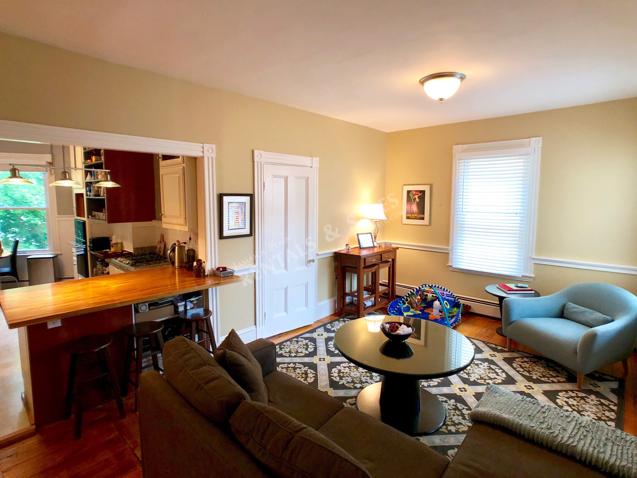 64 Mozart St, Jamaica Plain