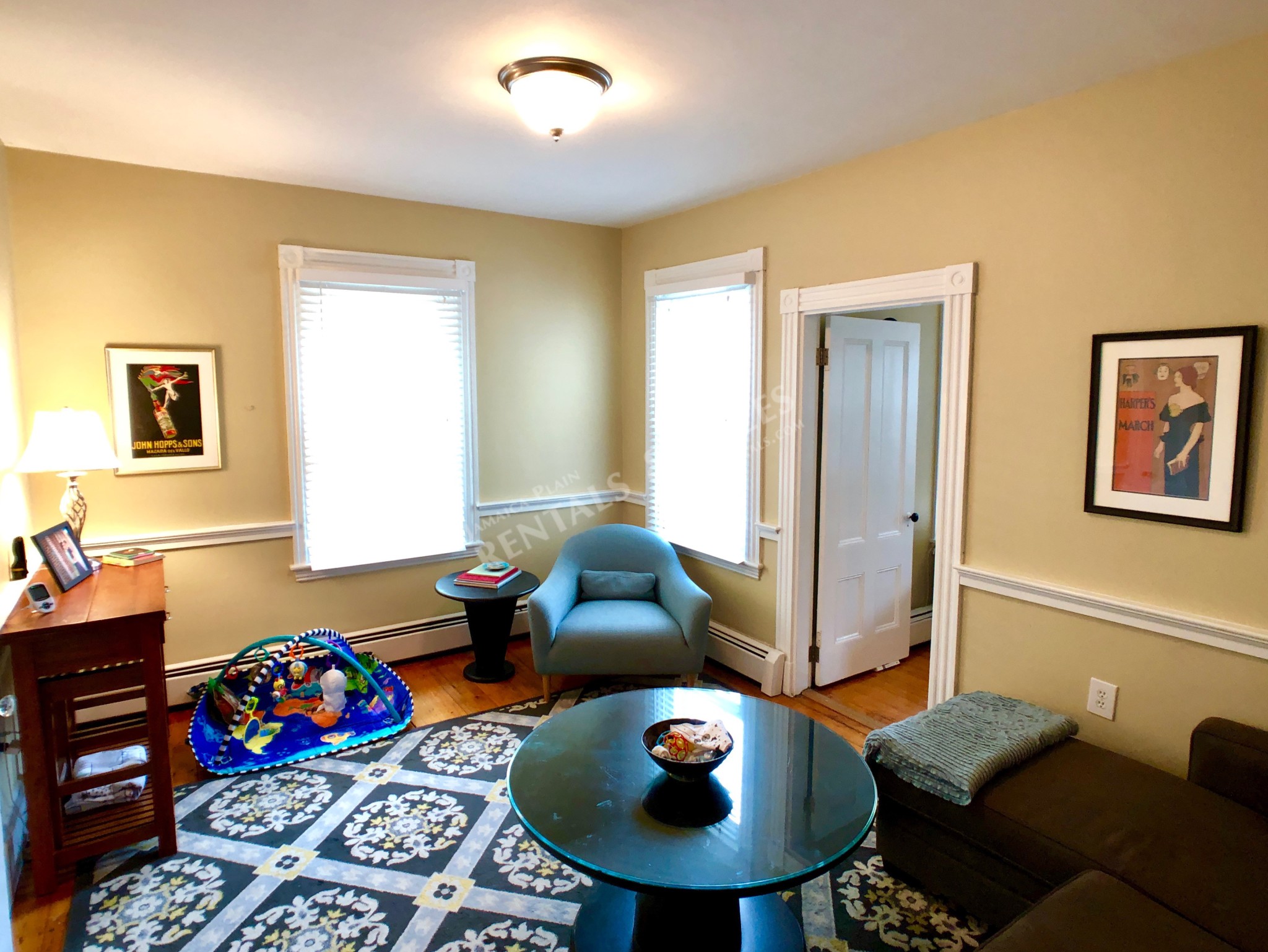 64 Mozart St, Jamaica Plain