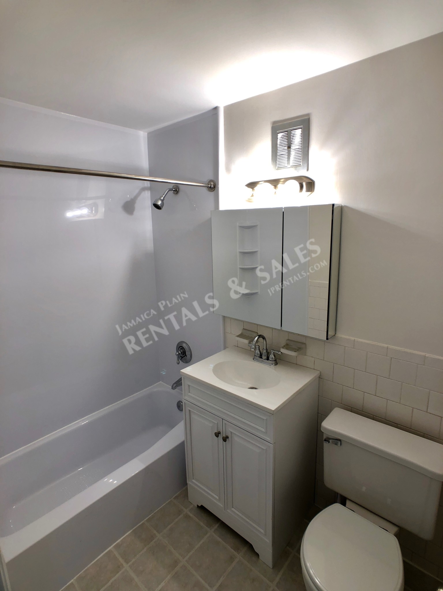 804 Centre St, Jamaica Plain