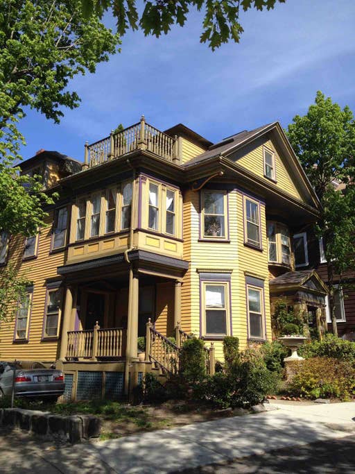 6 Oakview Ter, Jamaica Plain