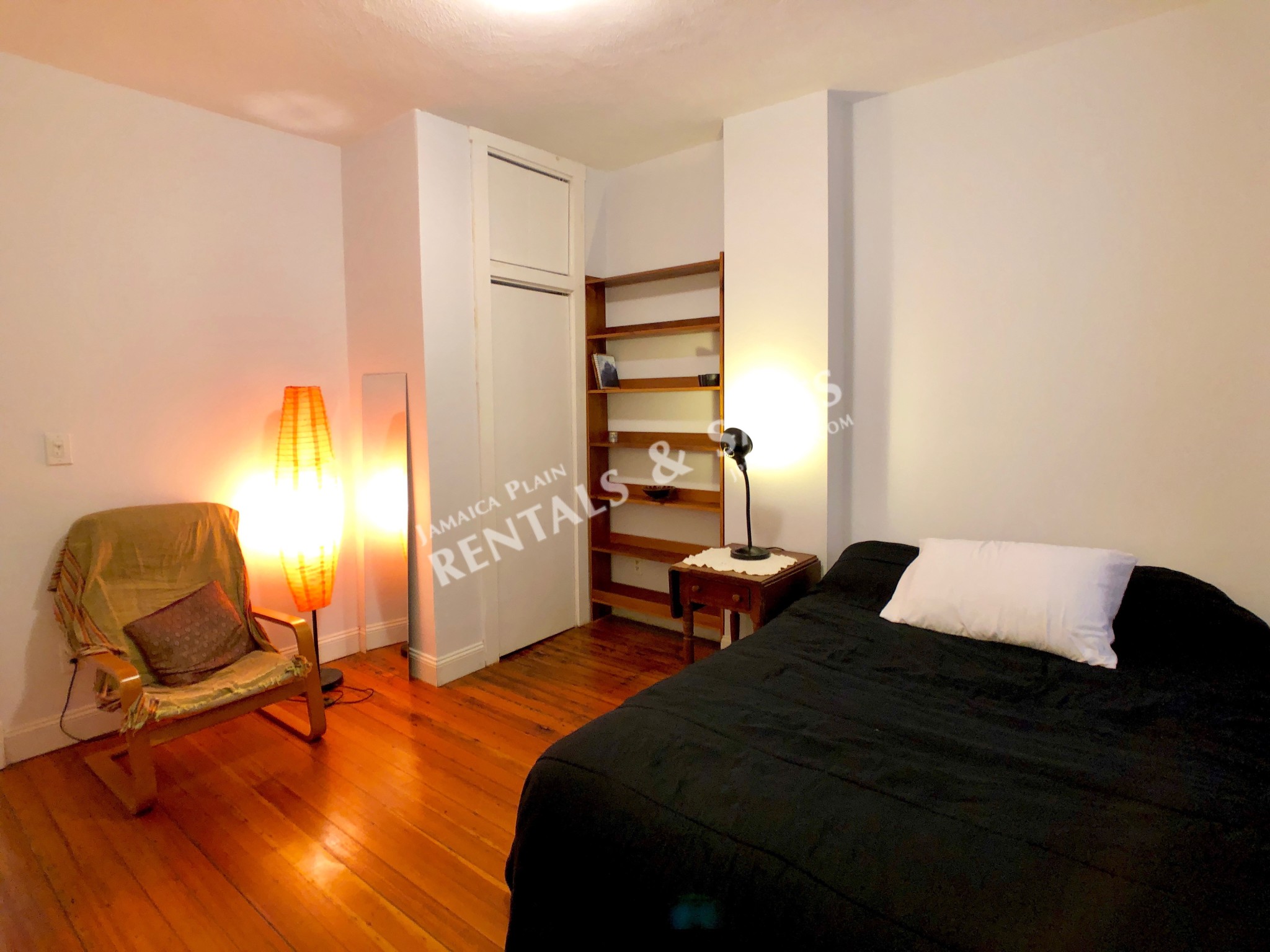 2 bed, 1 bath apartment for rent at 124 Day St Unit 2 BR, Jamaica Plain — photo 15 of 18