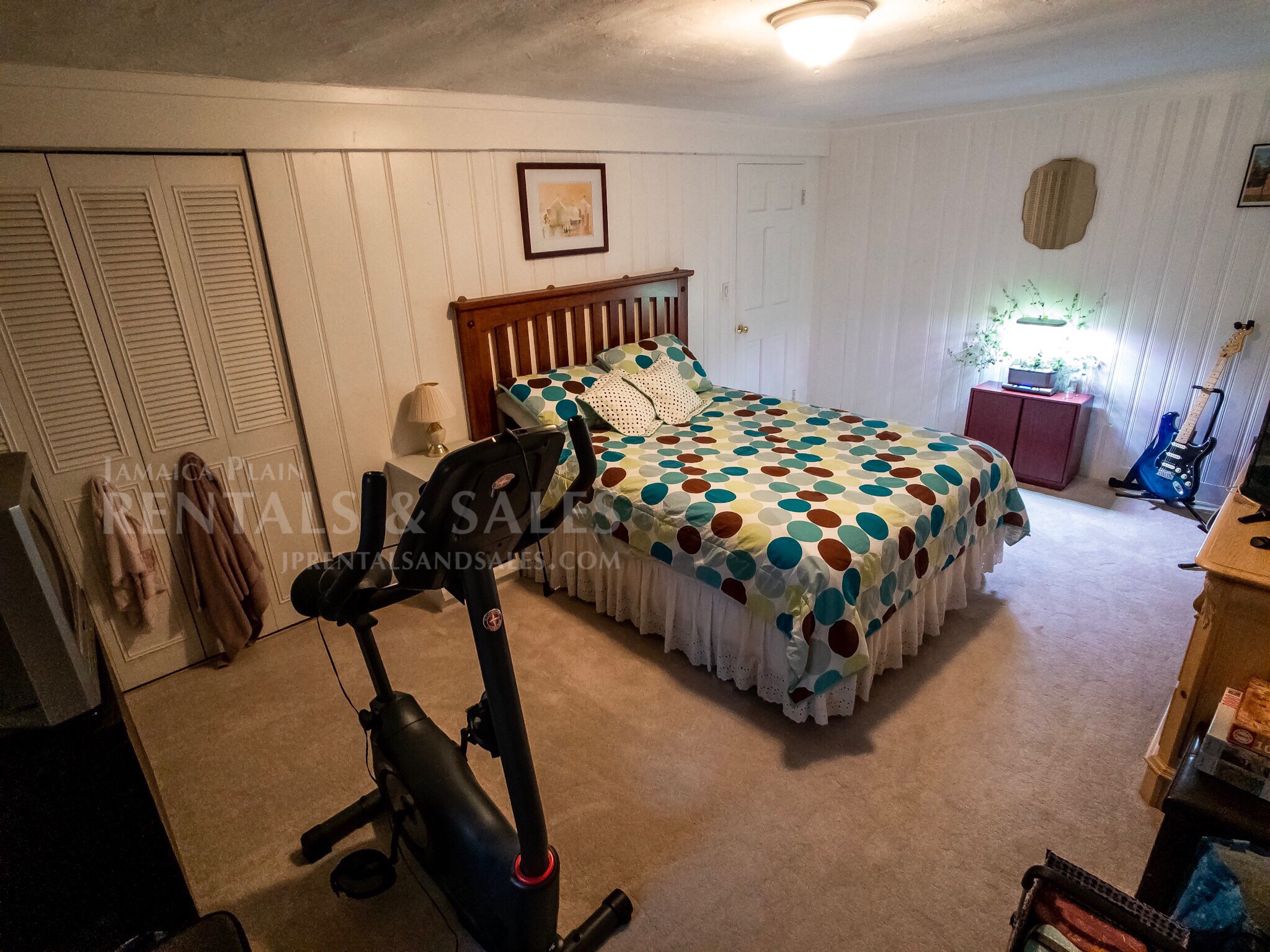 2 bed, 1 bath apartment for rent at 478 Jamaicaway Unit B, Jamaica Plain — photo 12 of 14