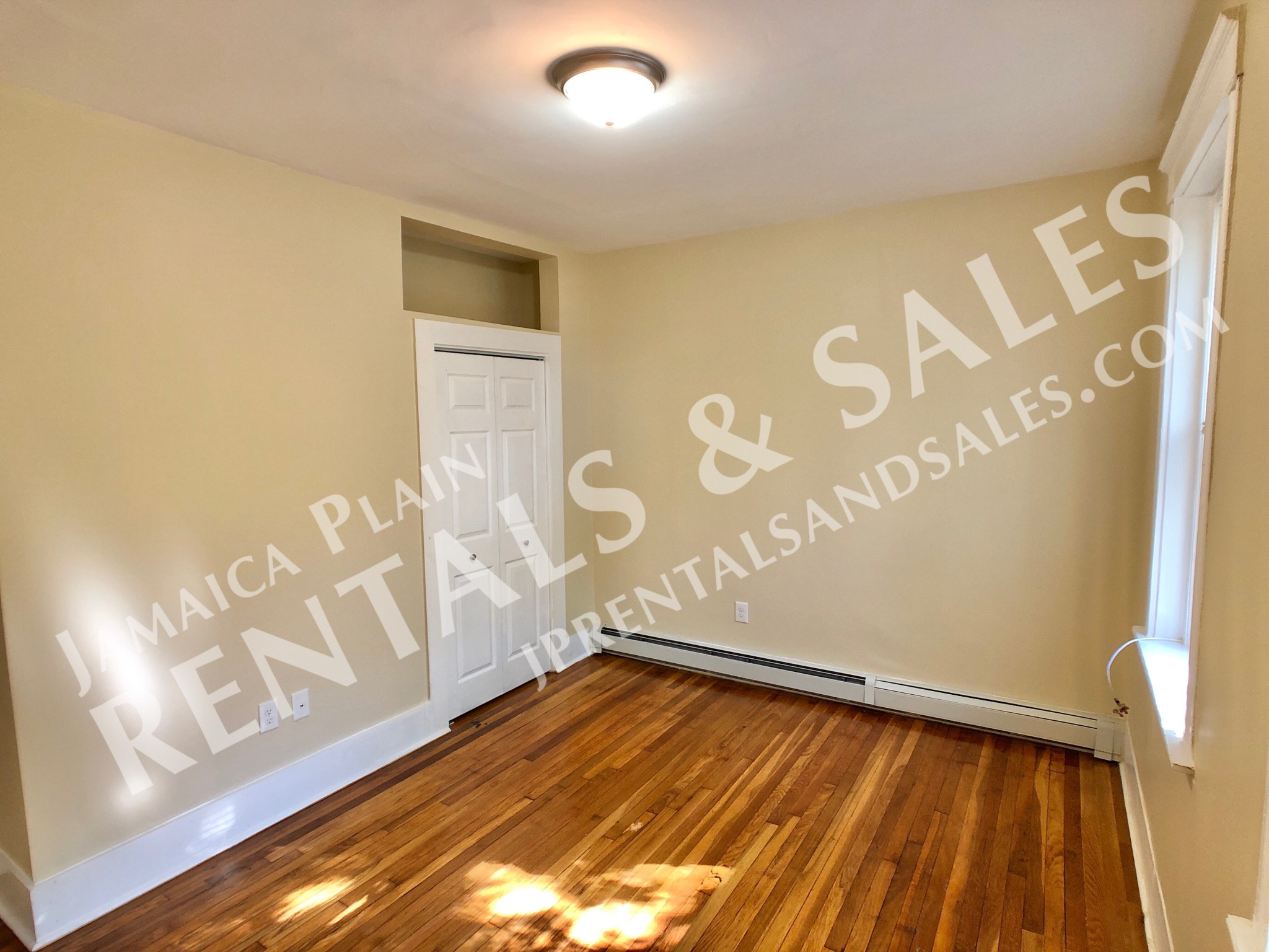 3 bed, 1 bath apartment for rent at 9 Forbes St Unit 3, Jamaica Plain — photo 10 of 13