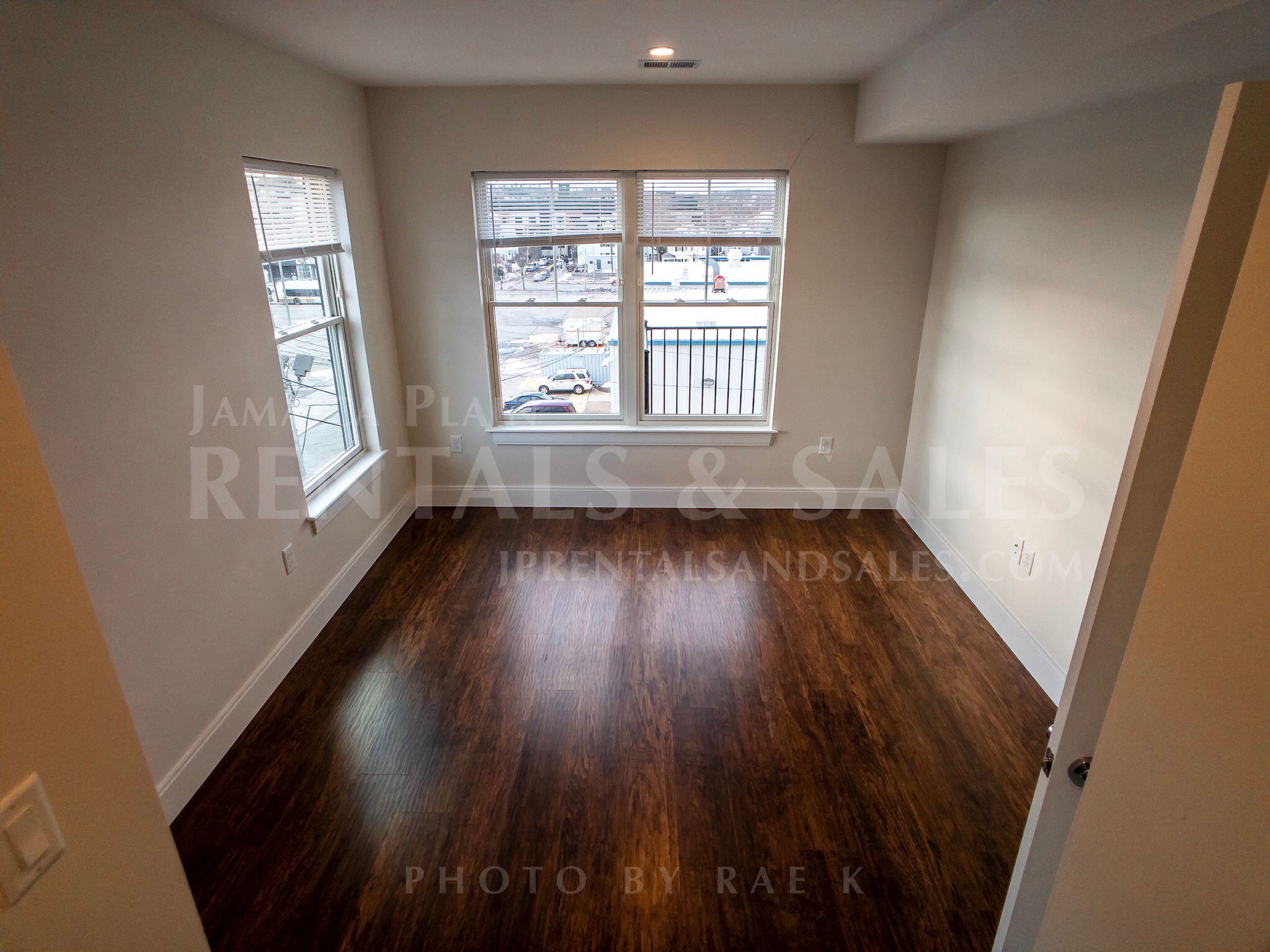 76 Stonley Rd, Jamaica Plain