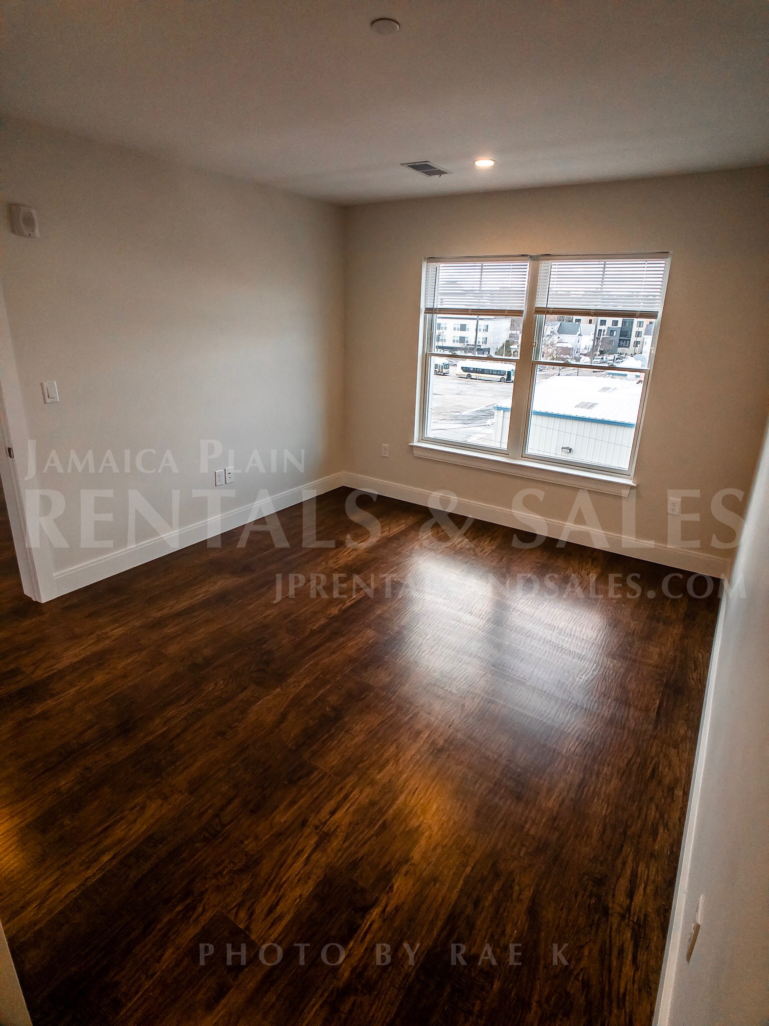 76 Stonley Rd, Jamaica Plain