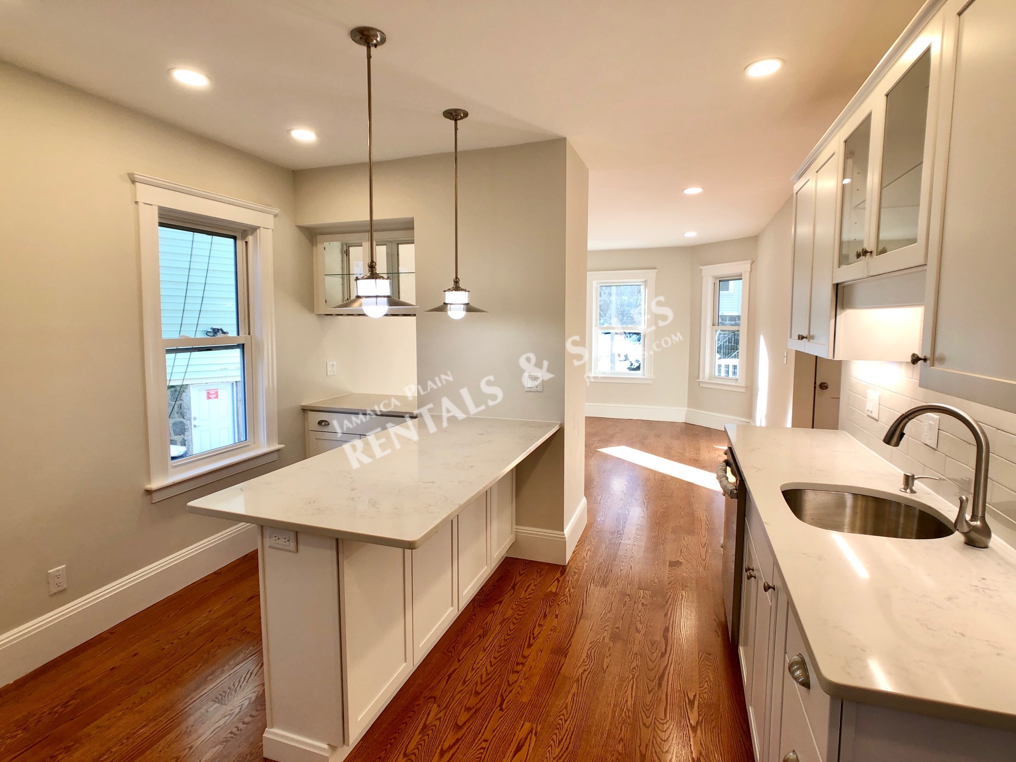 3 bed, 1 bath apartment for rent at 47 Parkton Rd Unit 1, Jamaica Plain — photo 4 of 15