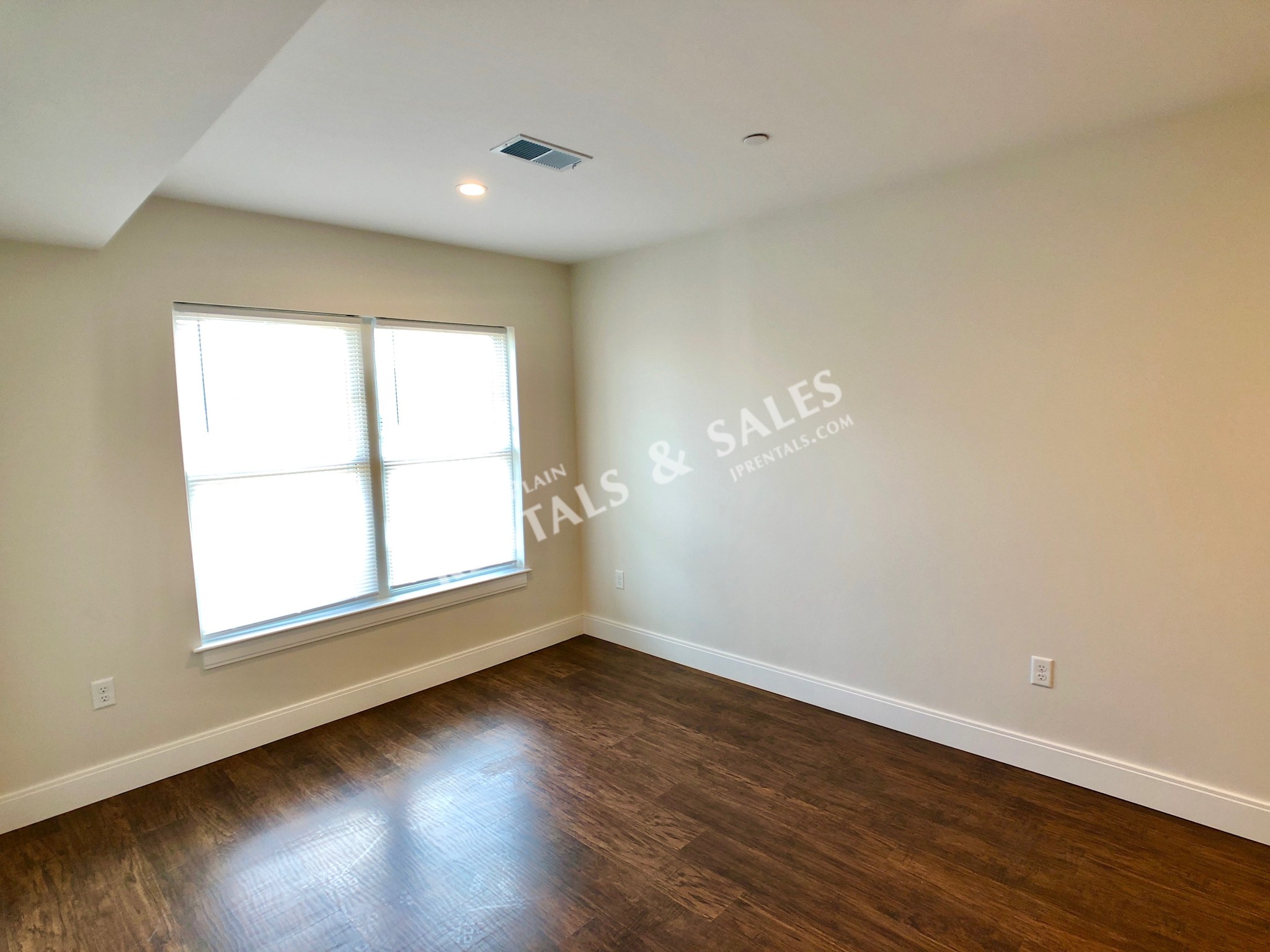 1 bed, 1 bath apartment for rent at 76 Stonley Rd Unit 24 CO, Jamaica Plain — photo 8 of 10