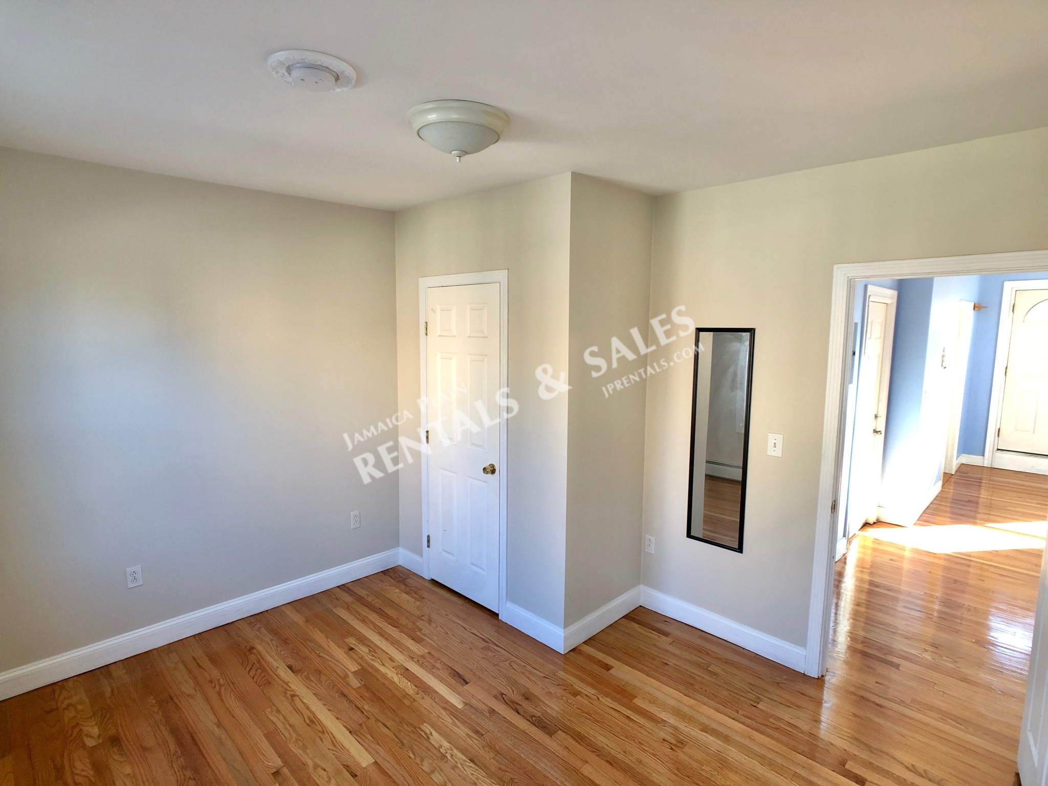 180 Heath St, Jamaica Plain