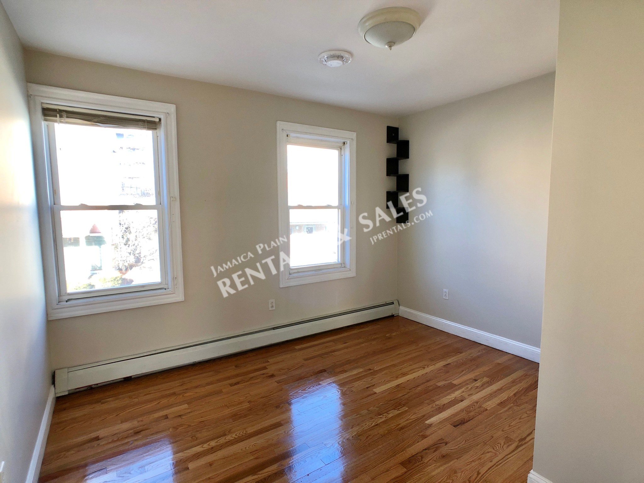 180 Heath St, Jamaica Plain