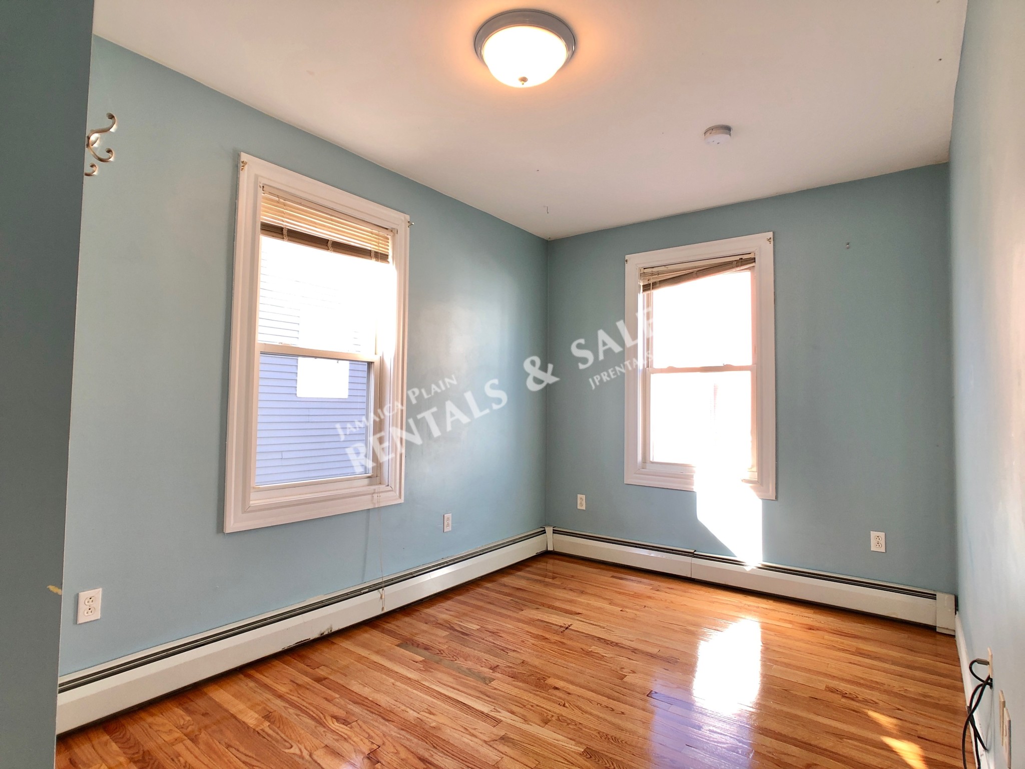 180 Heath St, Jamaica Plain