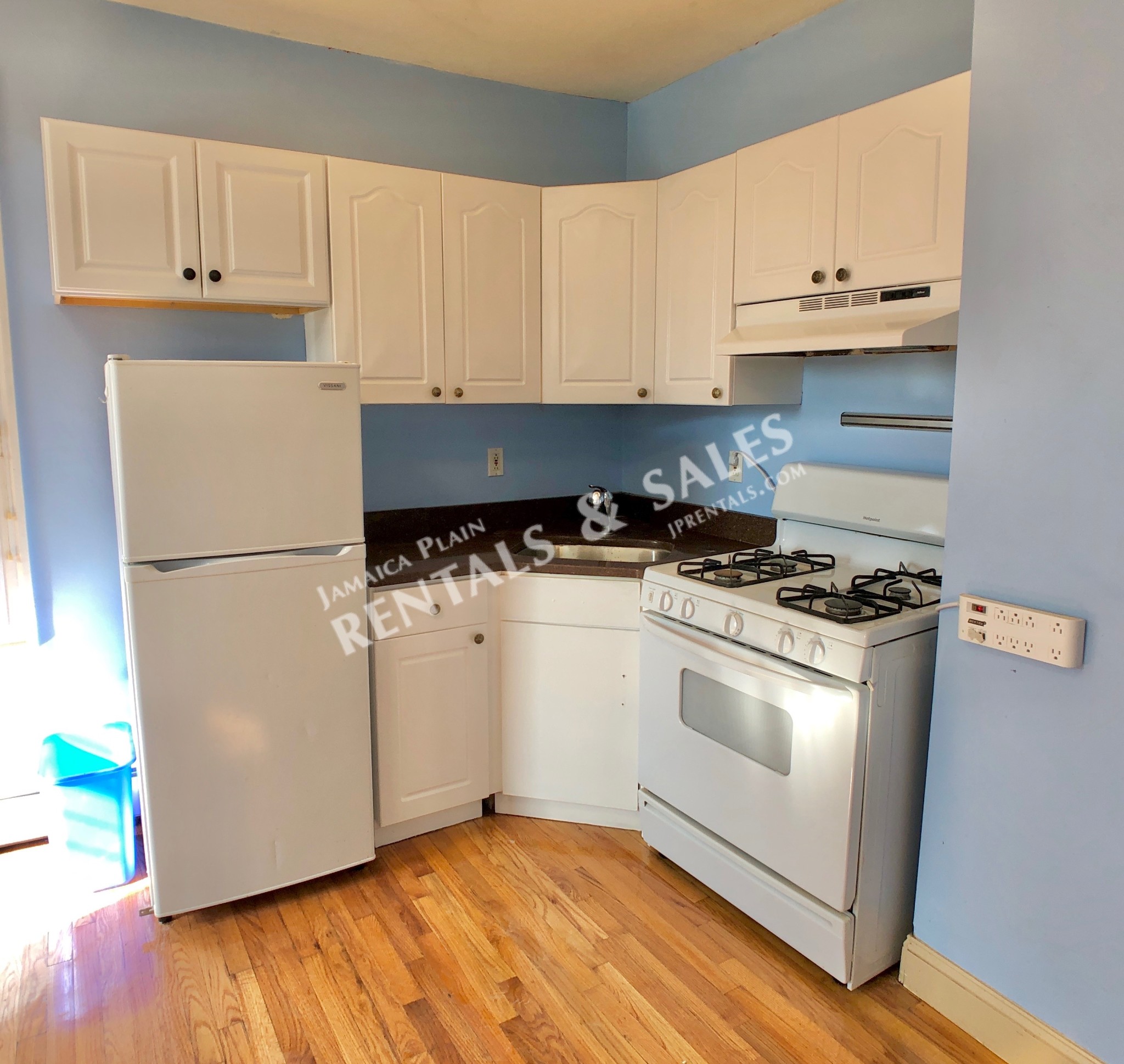 180 Heath St, Jamaica Plain