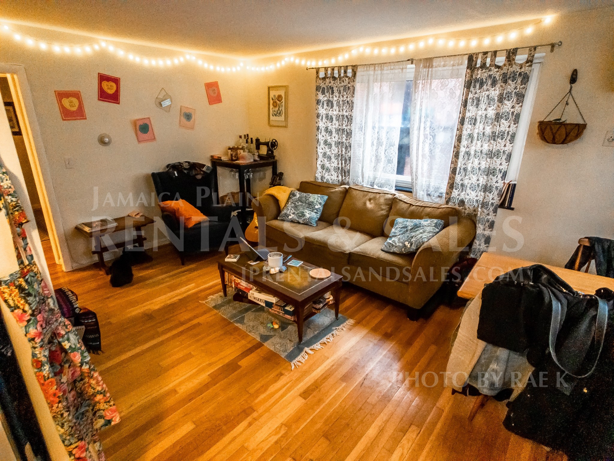 2 bed, 1 bath apartment for rent at 594 Centre Unit 8 CO, Jamaica Plain — photo 2 of 9