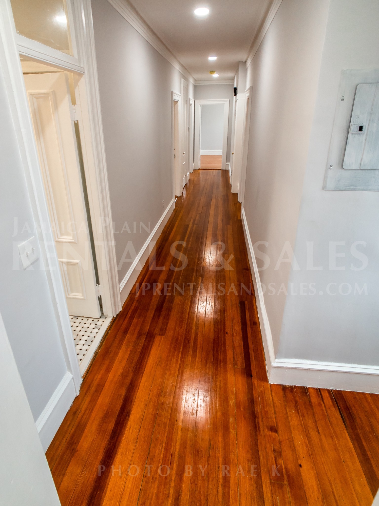 3 bed, 1 bath apartment for rent at 49 Burroughs Unit 3 CO, Jamaica Plain — photo 7 of 12