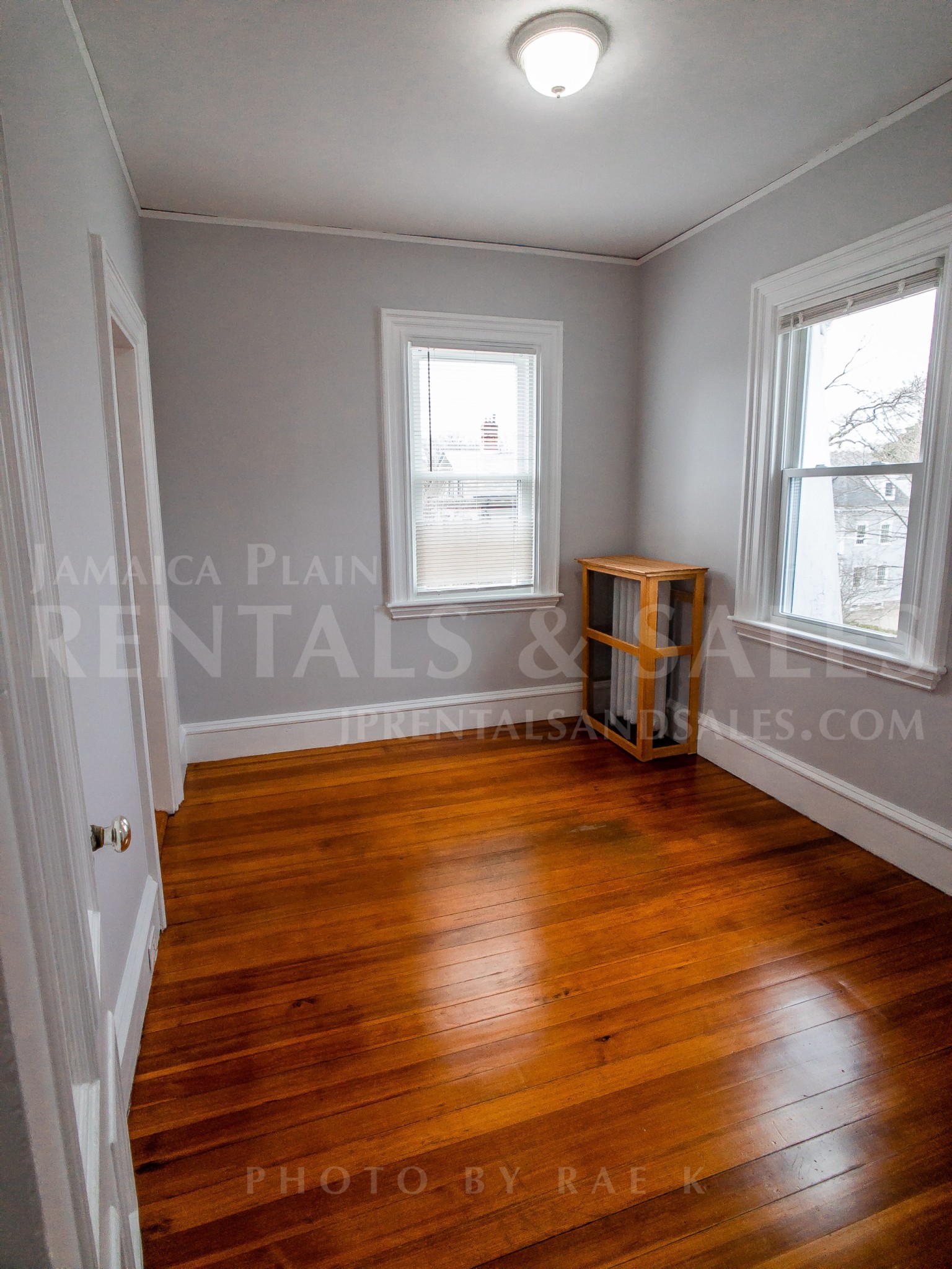 3 bed, 1 bath apartment for rent at 49 Burroughs Unit 3 CO, Jamaica Plain — photo 11 of 12
