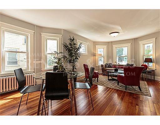 2 bed, 1 bath apartment for rent at 15 Lesher St Unit 1 CO, Roslindale — photo 3 of 14