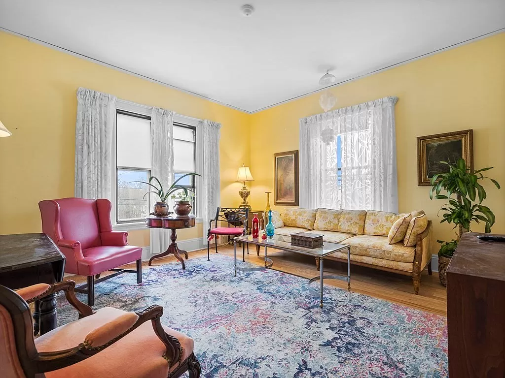 87 Child St, Hyde Park