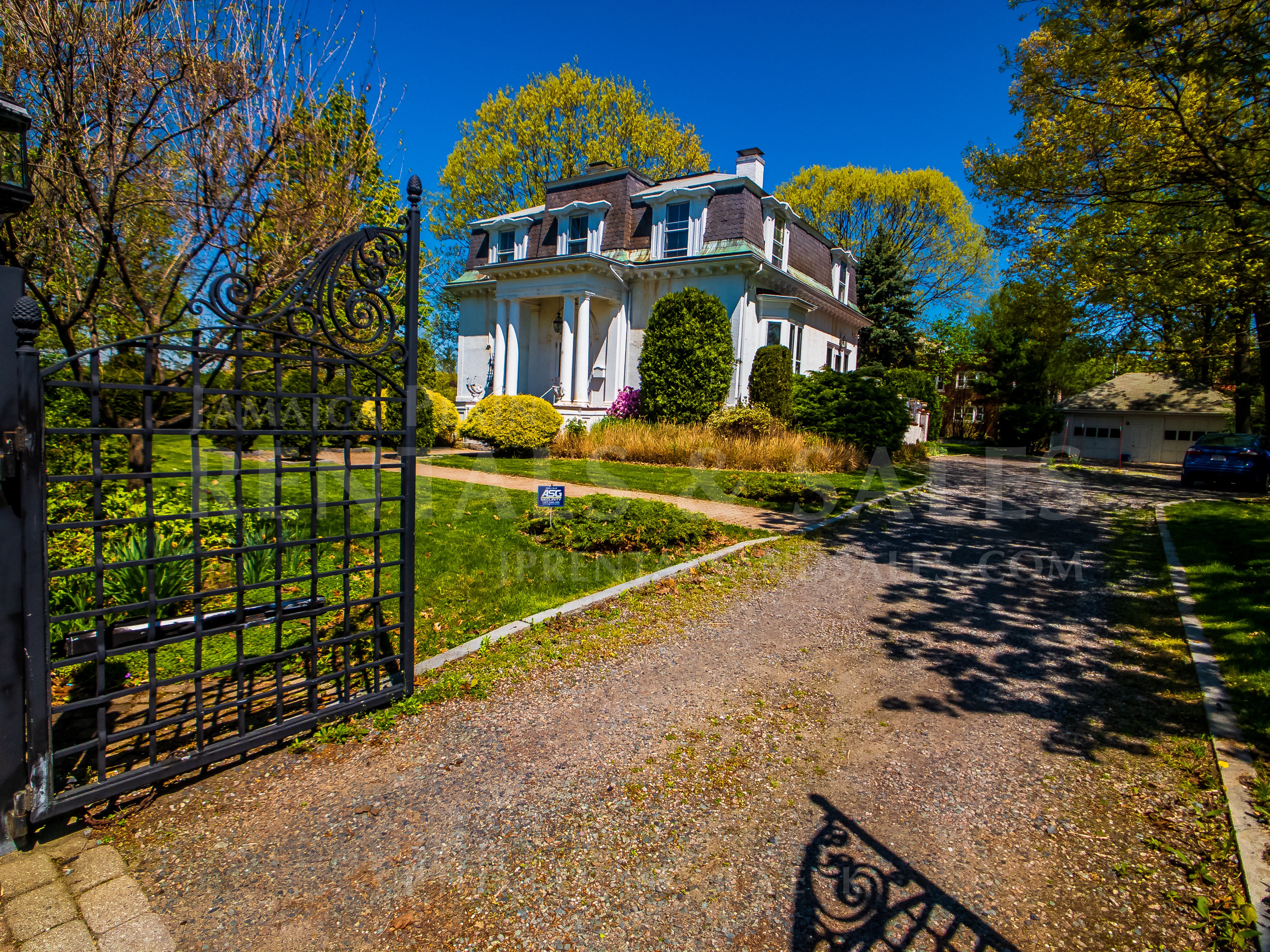 61 Pond St, Jamaica Plain