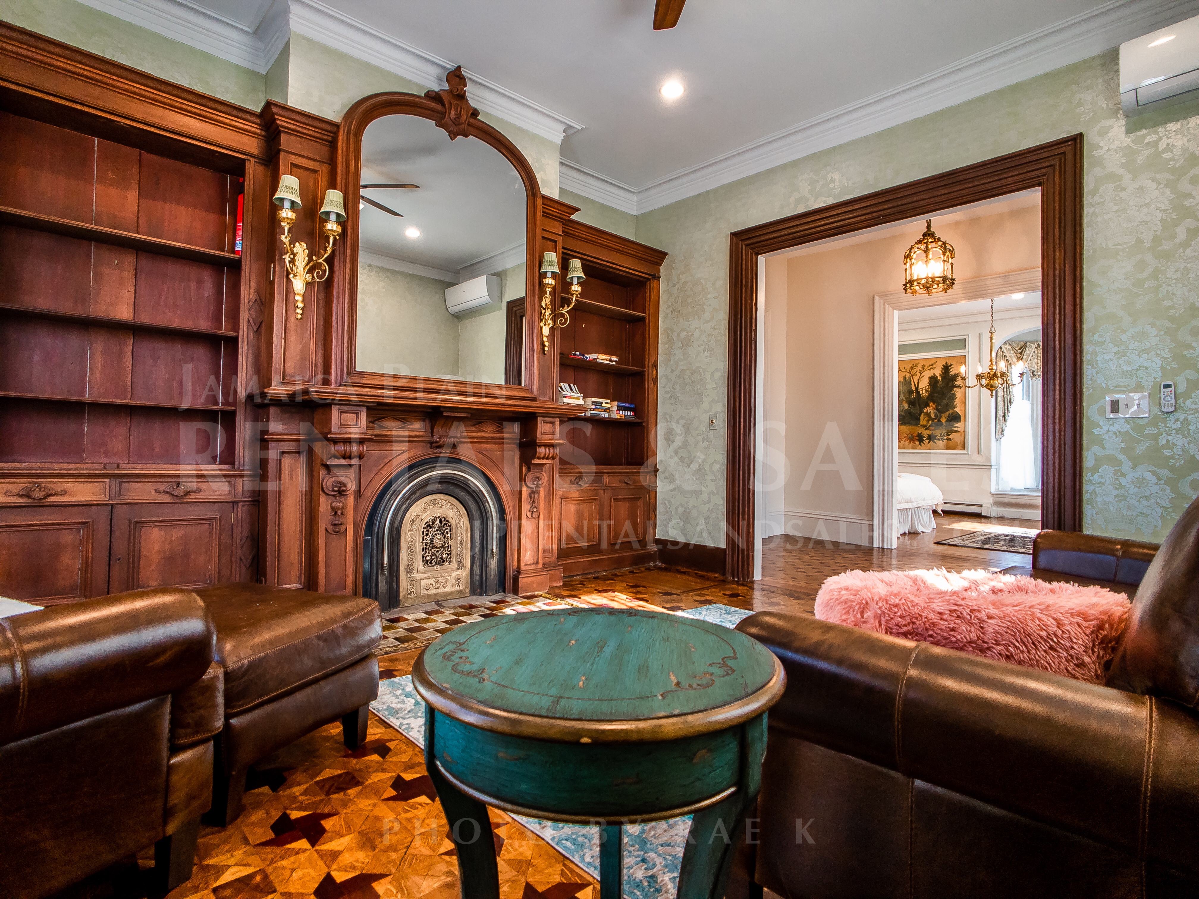 61 Pond St, Jamaica Plain