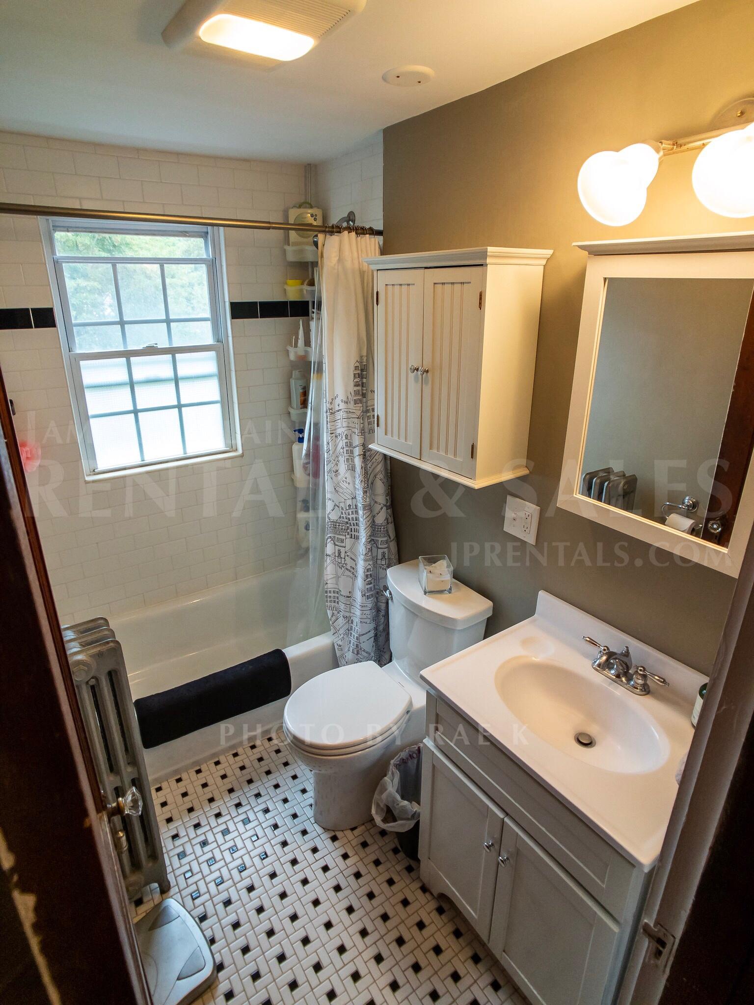 2 bed, 1 bath apartment for rent at 40 Saint Joseph St Unit 2, Jamaica Plain — photo 10 of 13