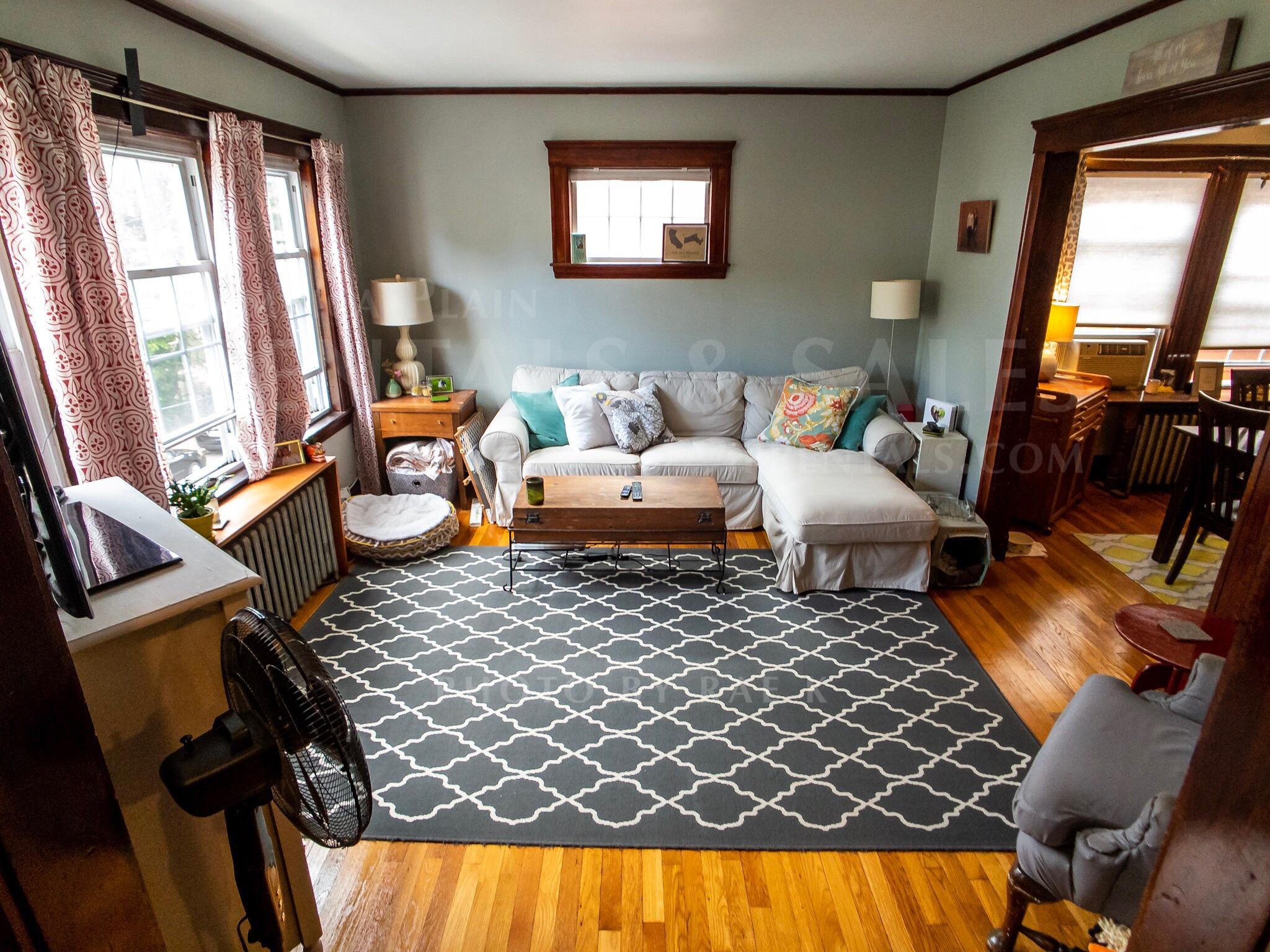 2 bed, 1 bath apartment for rent at 40 Saint Joseph St Unit 2, Jamaica Plain — photo 5 of 13