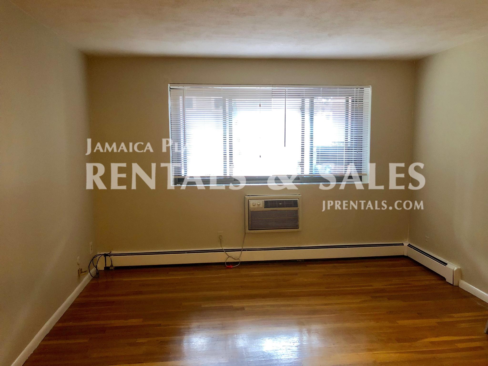 171 South St, Jamaica Plain