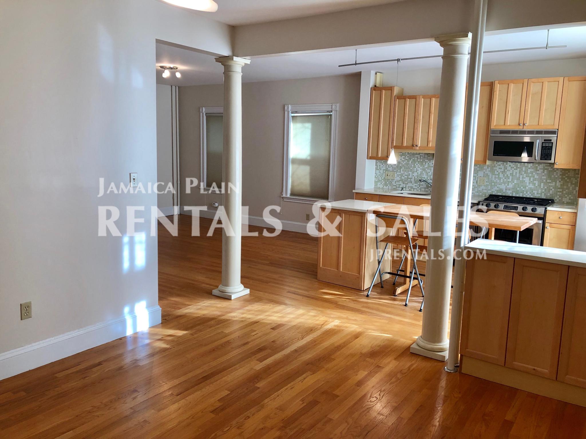 1 bed, 1 bath apartment for rent at 55 Rossmore Rd Unit 1, Jamaica Plain — photo 6 of 15