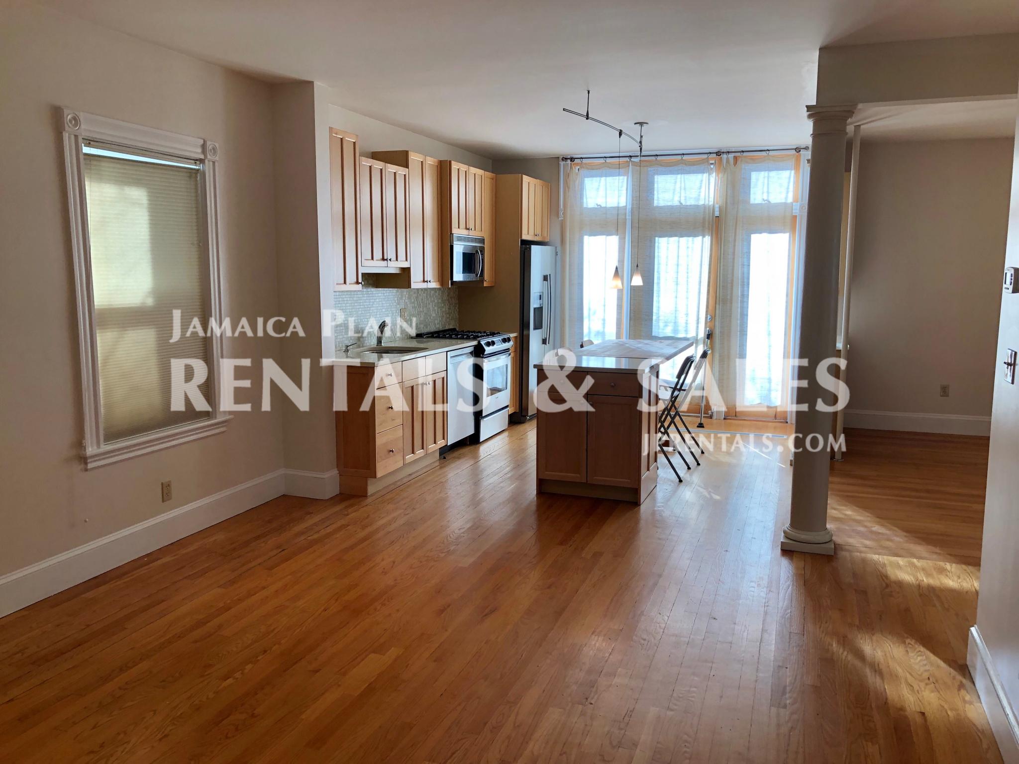 1 bed, 1 bath apartment for rent at 55 Rossmore Rd Unit 1, Jamaica Plain — photo 8 of 15