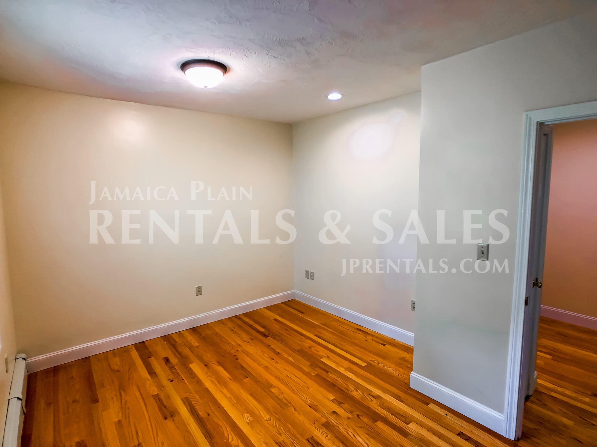 17 Orchard, Jamaica Plain