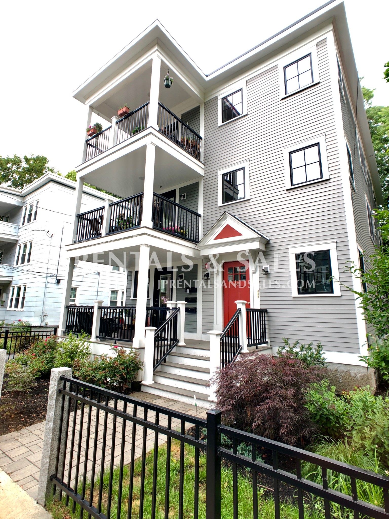 88 Rossmore Rd, Jamaica Plain