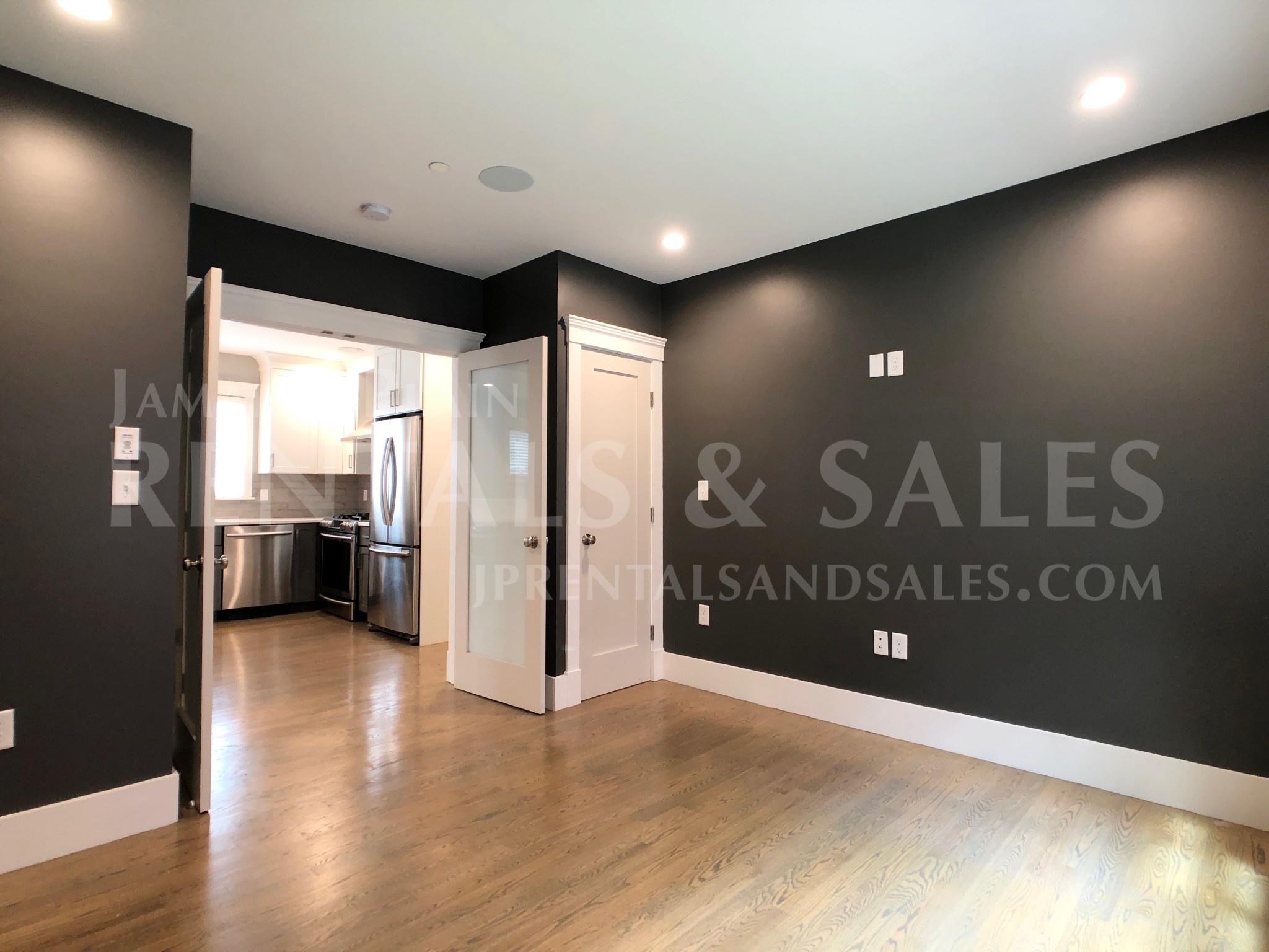 88 Rossmore Rd, Jamaica Plain