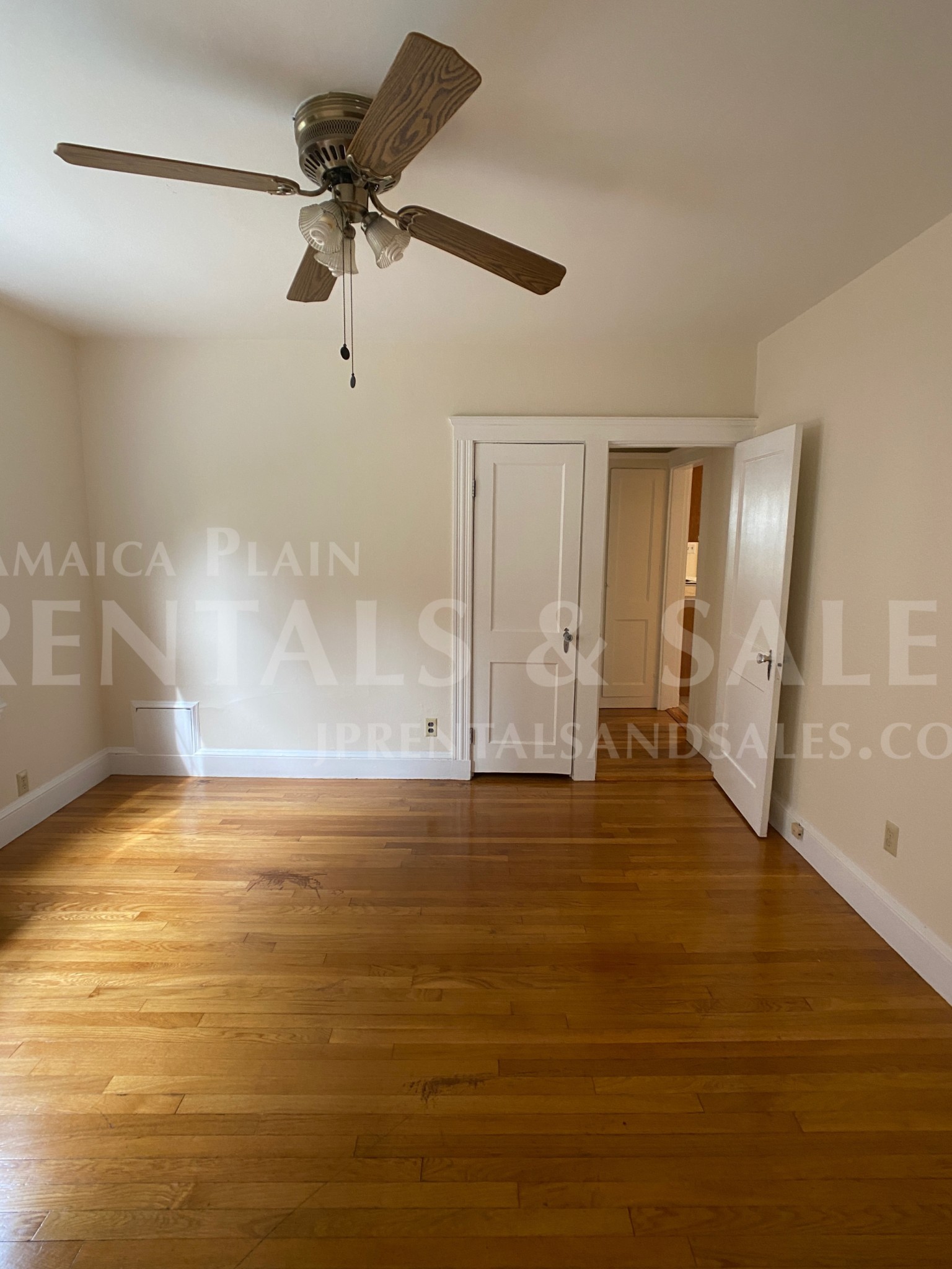 2 bed, 1 bath apartment for rent at 56 Robinwood Ave Unit 2, Jamaica Plain — photo 8 of 19