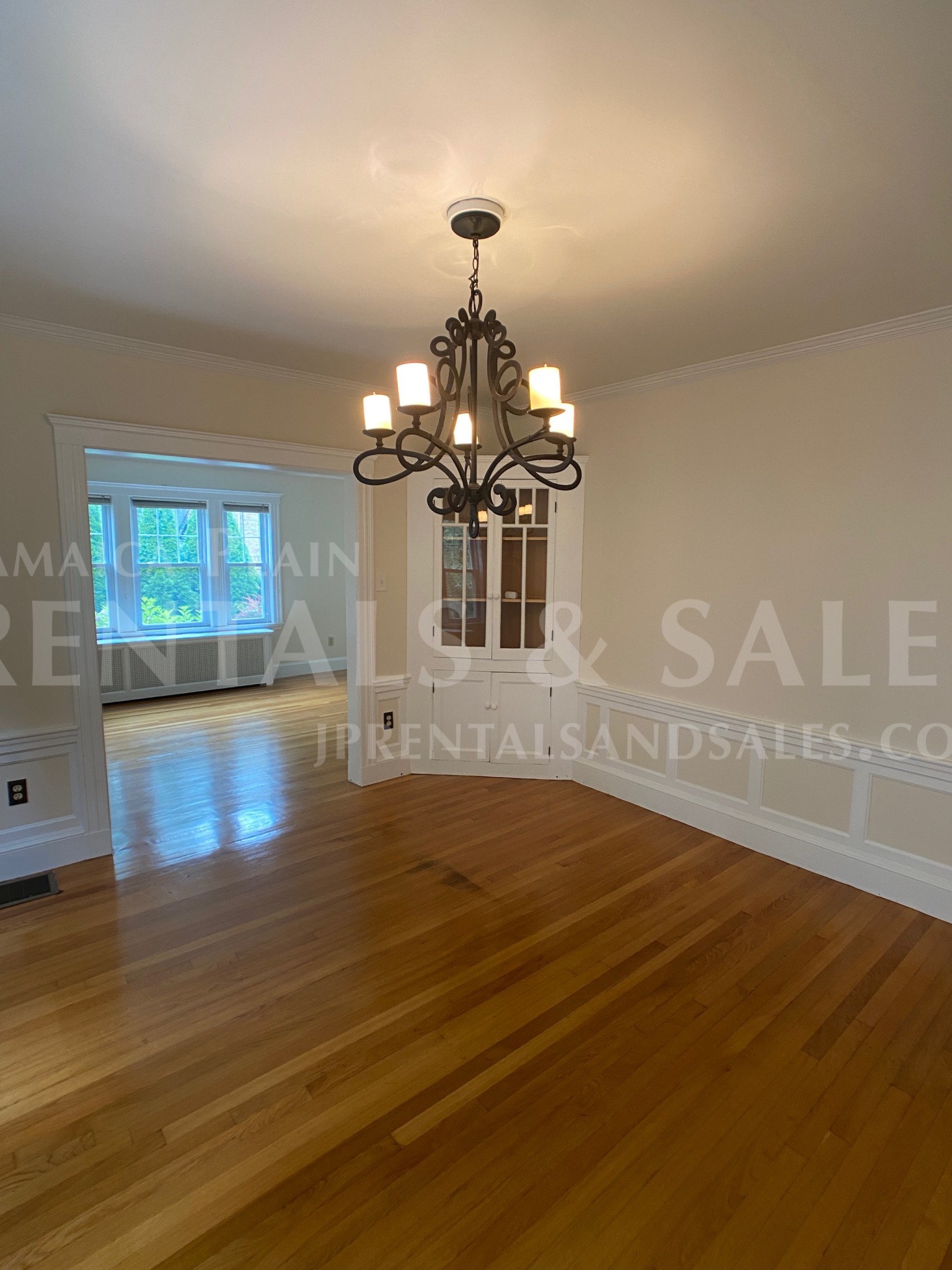 2 bed, 1 bath apartment for rent at 56 Robinwood Unit 1, Jamaica Plain