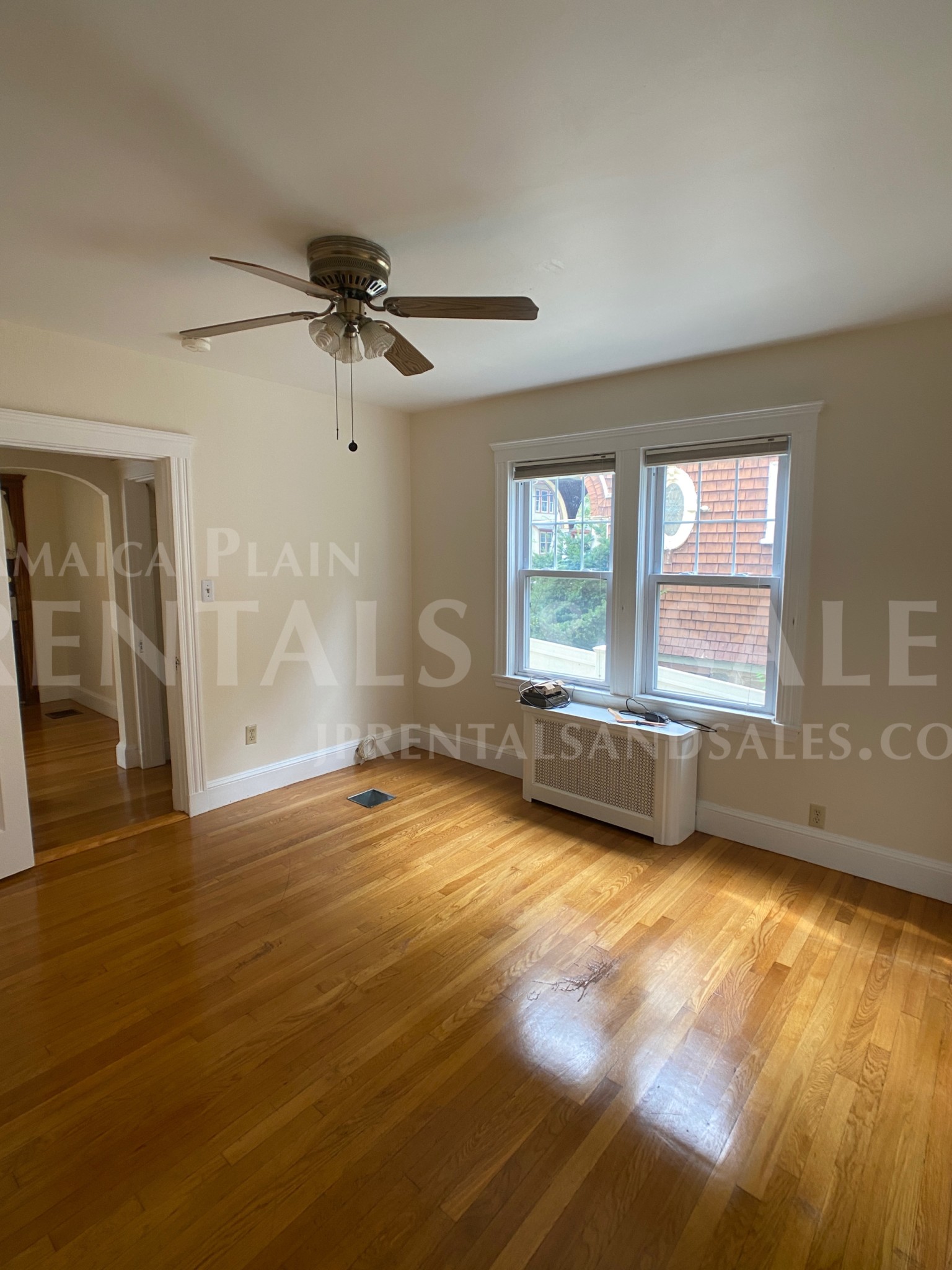2 bed, 1 bath apartment for rent at 56 Robinwood Ave Unit 2, Jamaica Plain — photo 7 of 19