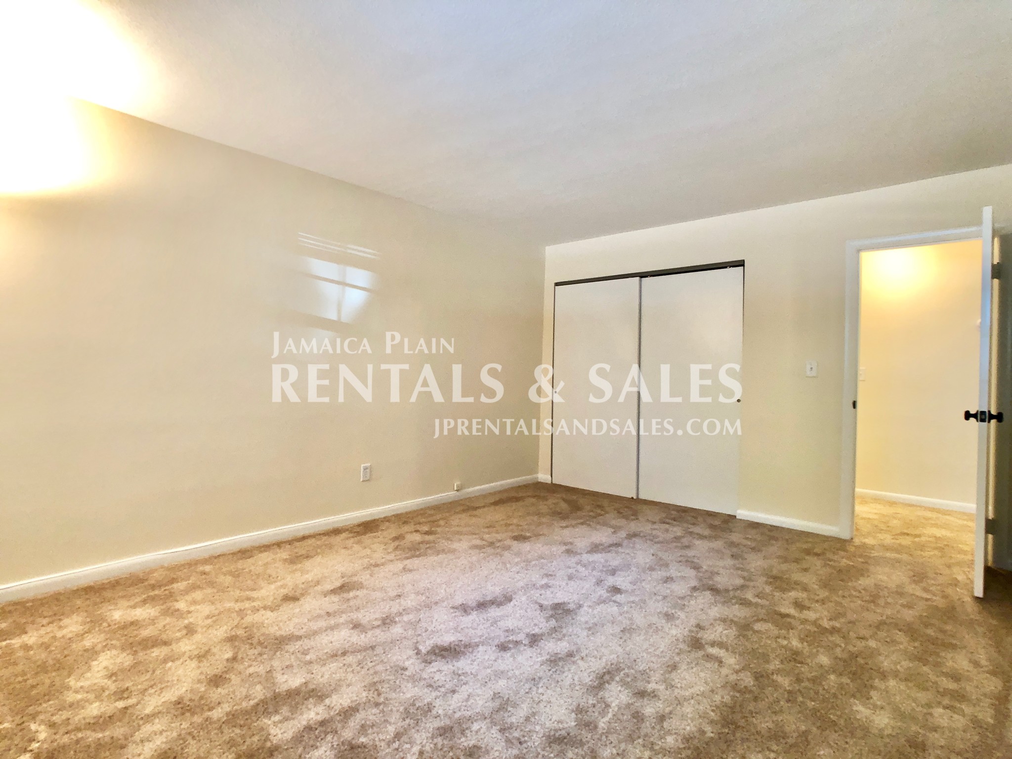 804 Centre St, Jamaica Plain