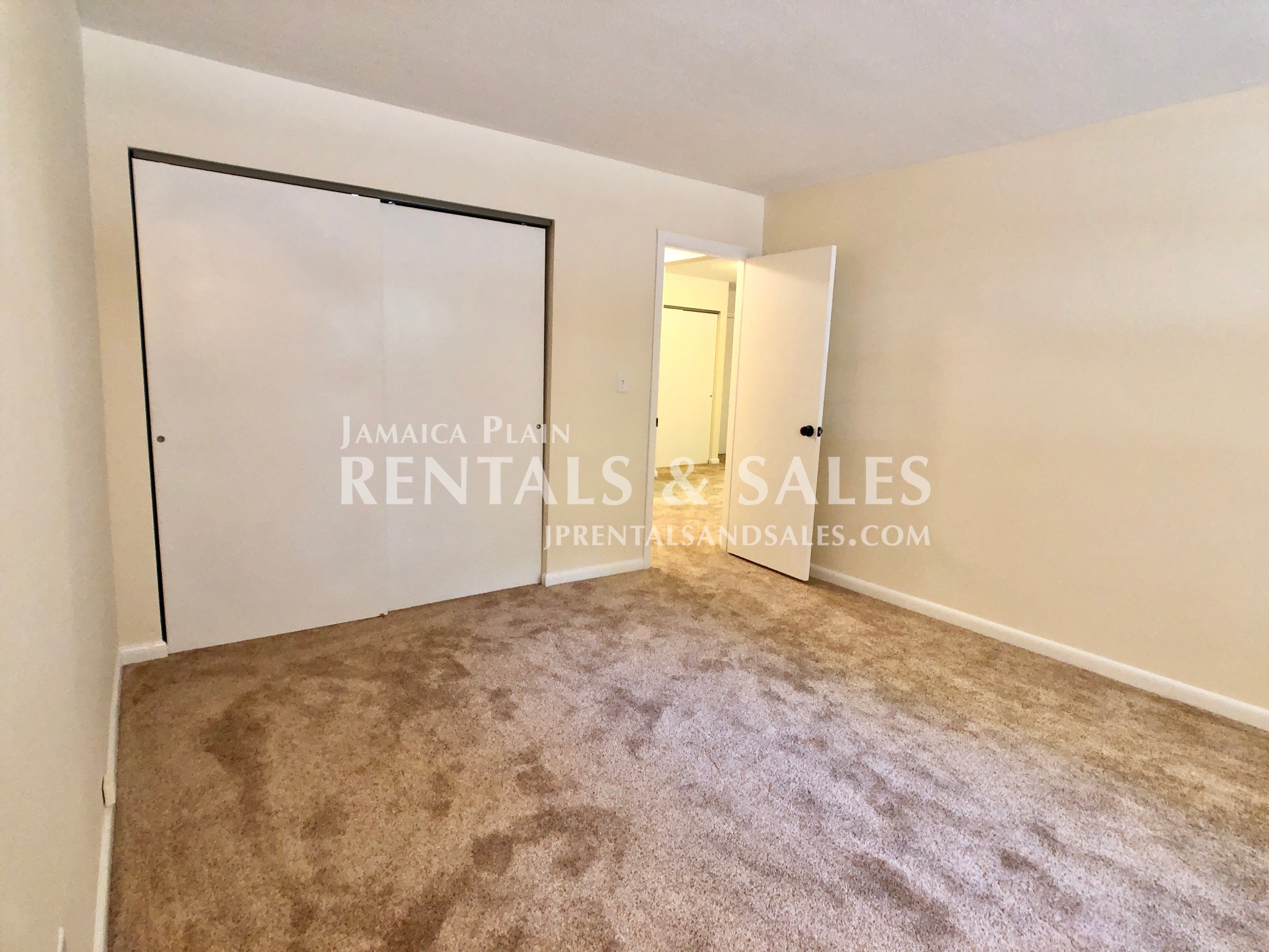 804 Centre St, Jamaica Plain