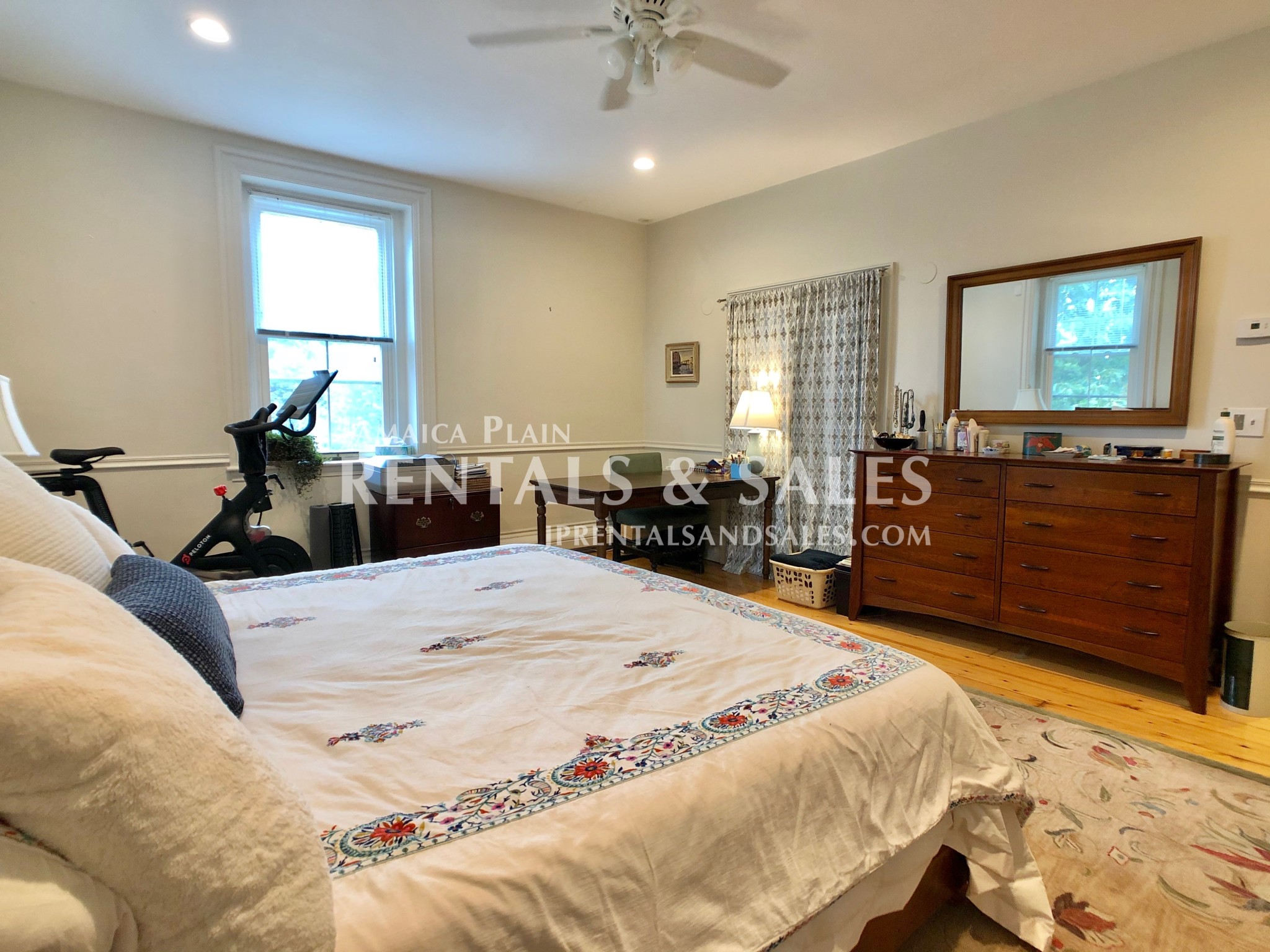 3 bed, 2 bath apartment for rent at 61 Pond St Unit 2, Jamaica Plain — photo 7 of 27