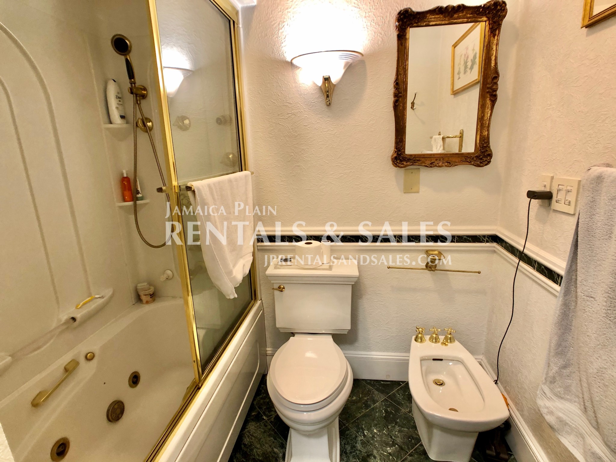 3 bed, 2 bath apartment for rent at 61 Pond St Unit 2, Jamaica Plain — photo 12 of 27