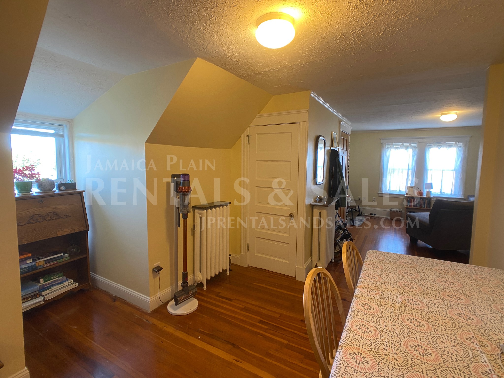 1 bed, 1 bath apartment for rent at 8 Mendelssohn St Unit 3, Roslindale — photo 5 of 14