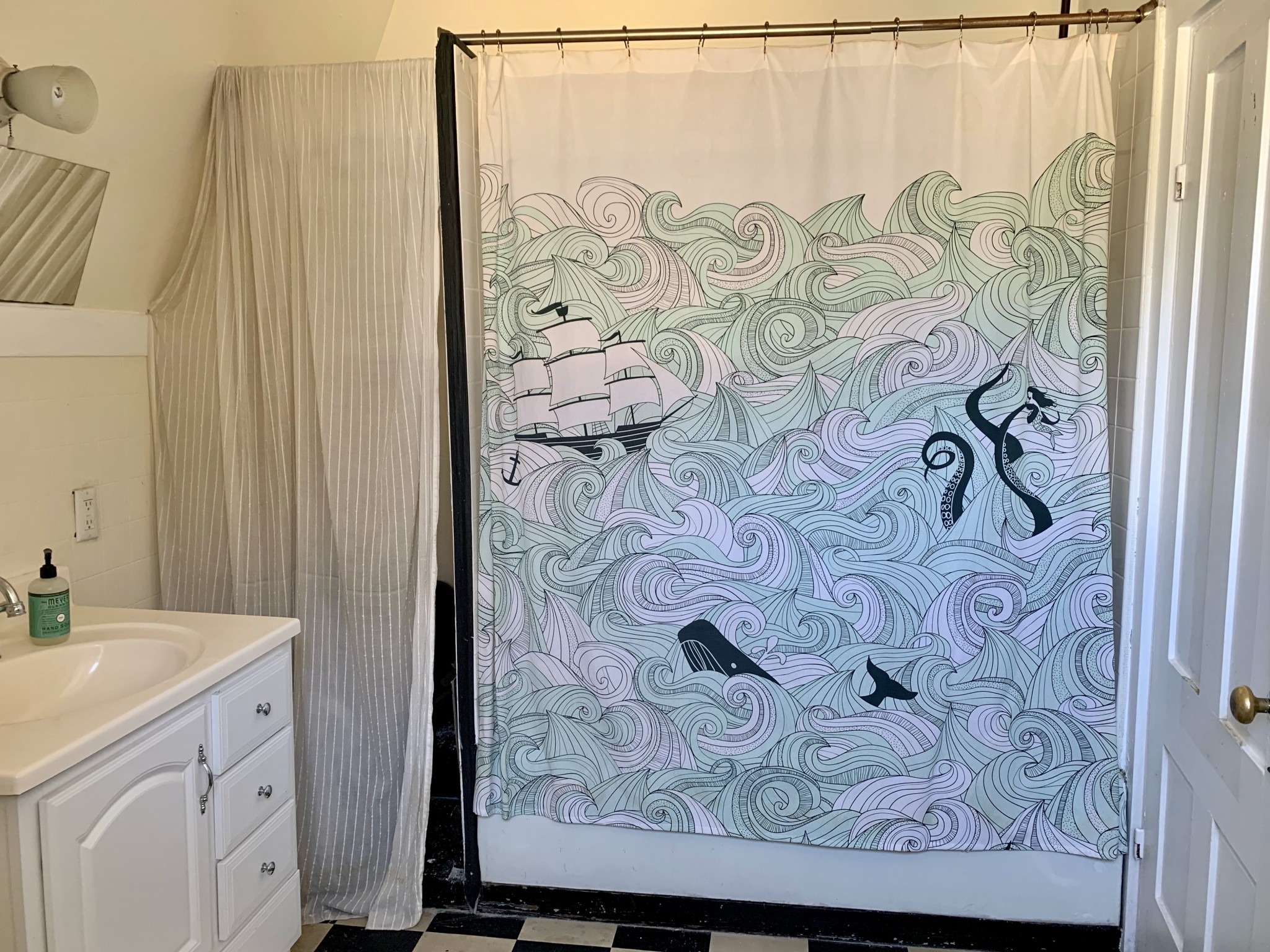 31 Burroughs St, Jamaica Plain