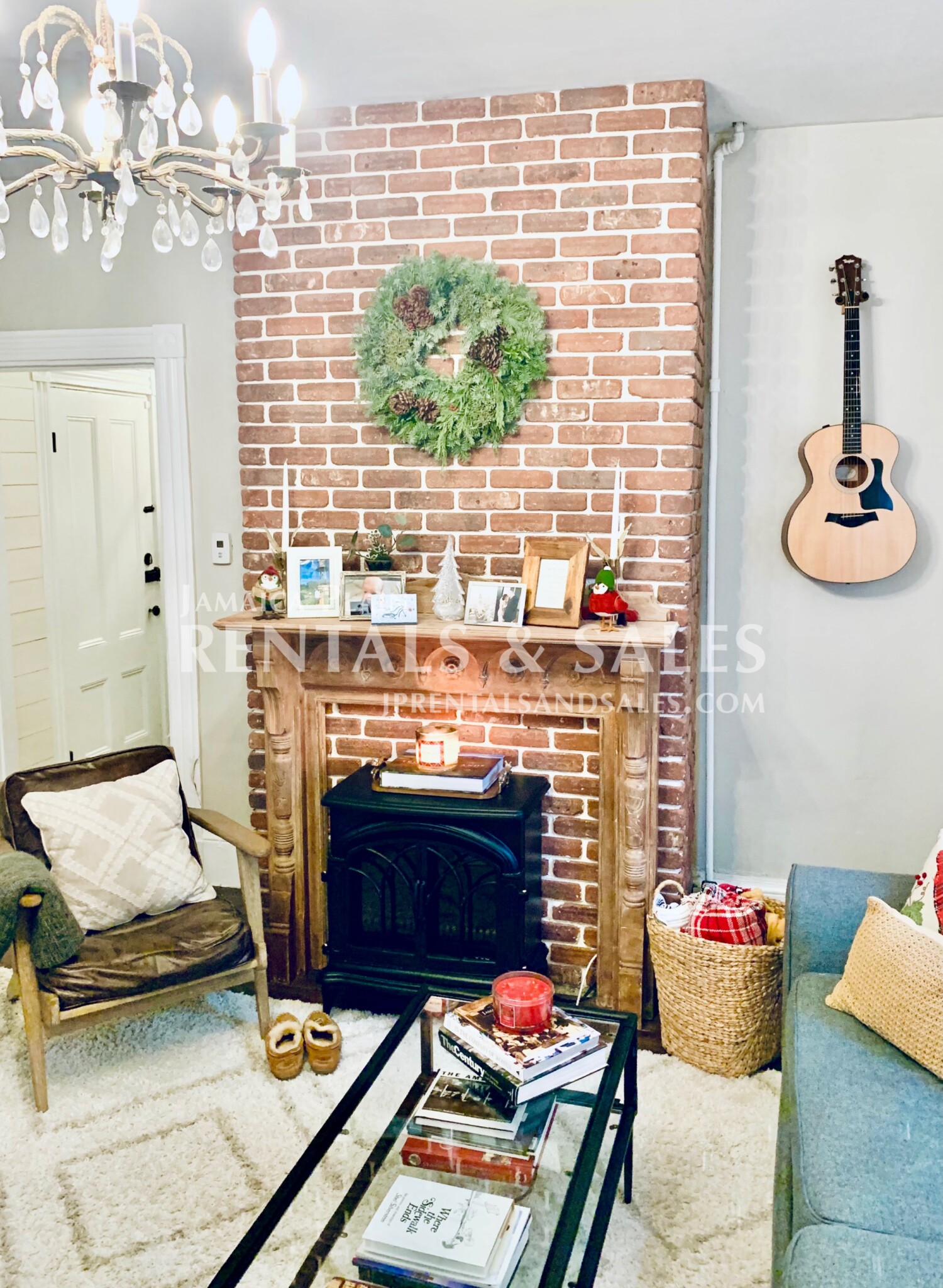 2 bed, 1 bath apartment for rent at 64 Mozart St Unit 1, Jamaica Plain — photo 3 of 14