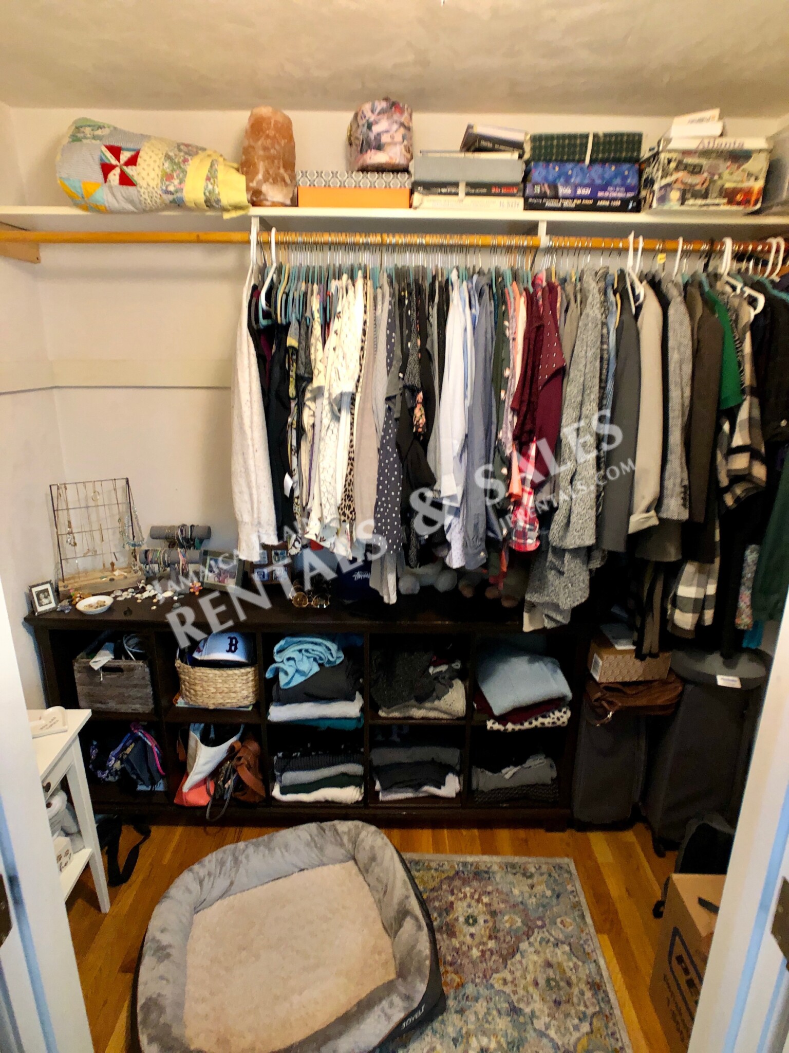 27 Clive St, Jamaica Plain