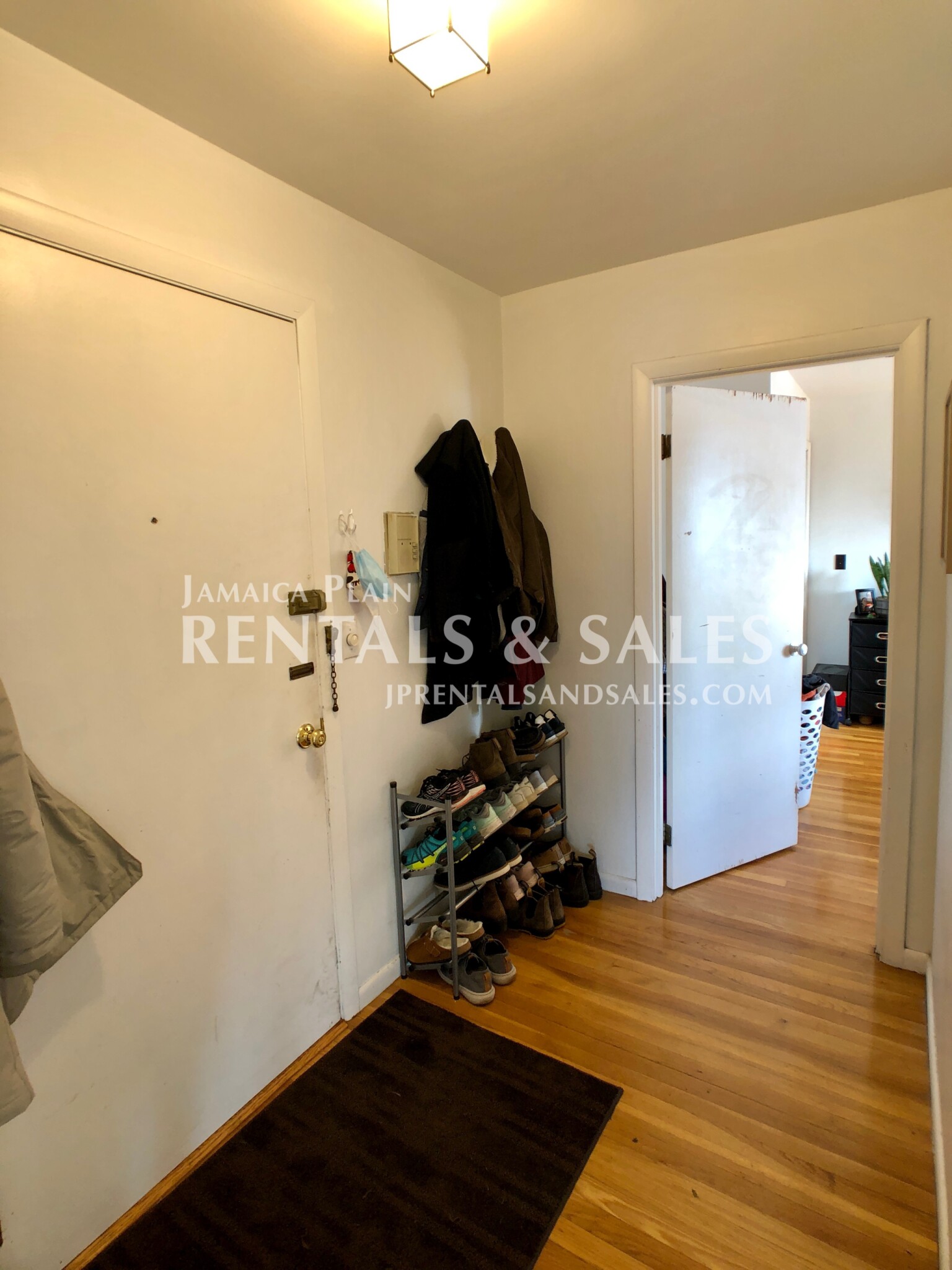 594 Centre St, Jamaica Plain