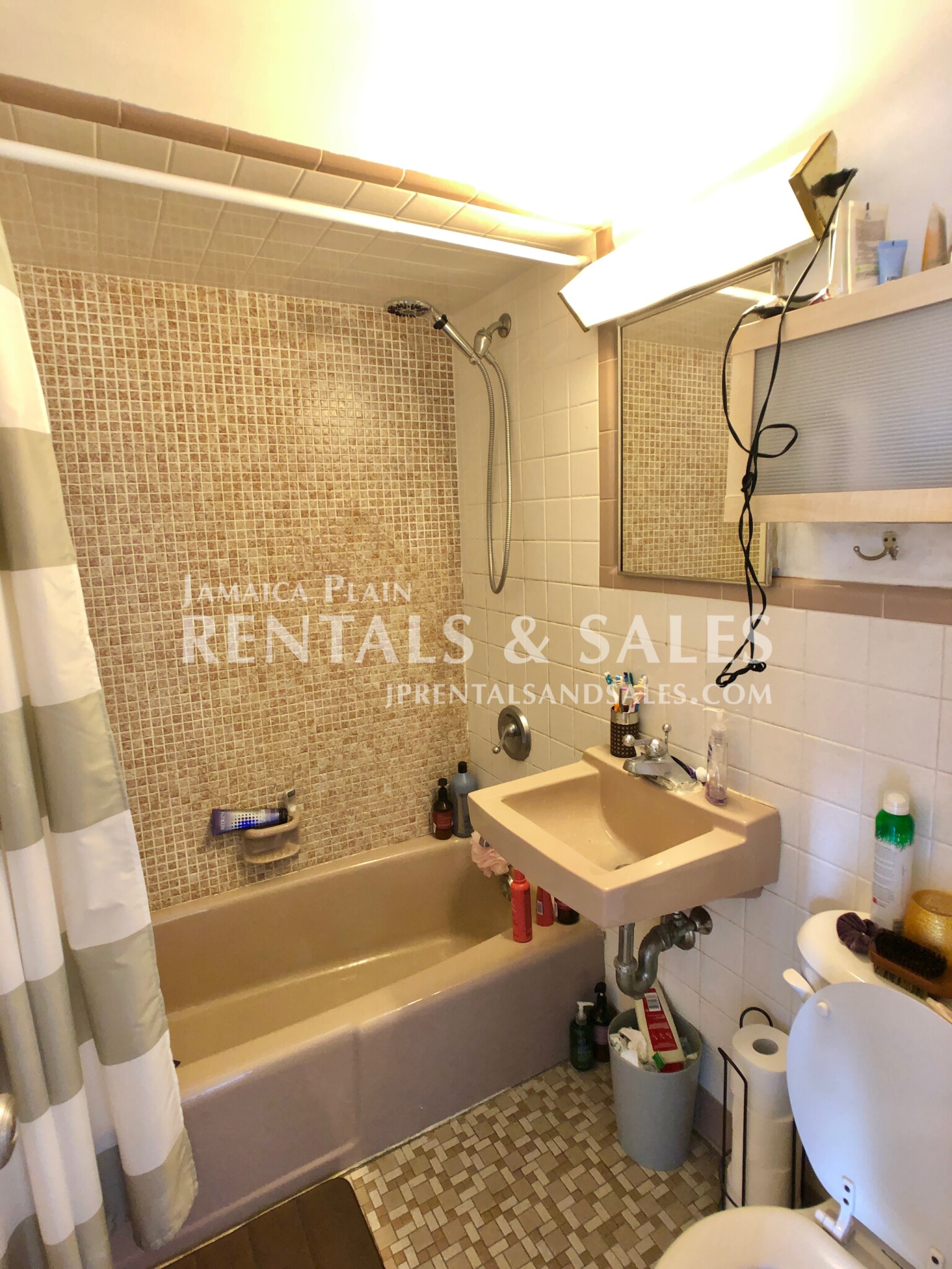 594 Centre St, Jamaica Plain