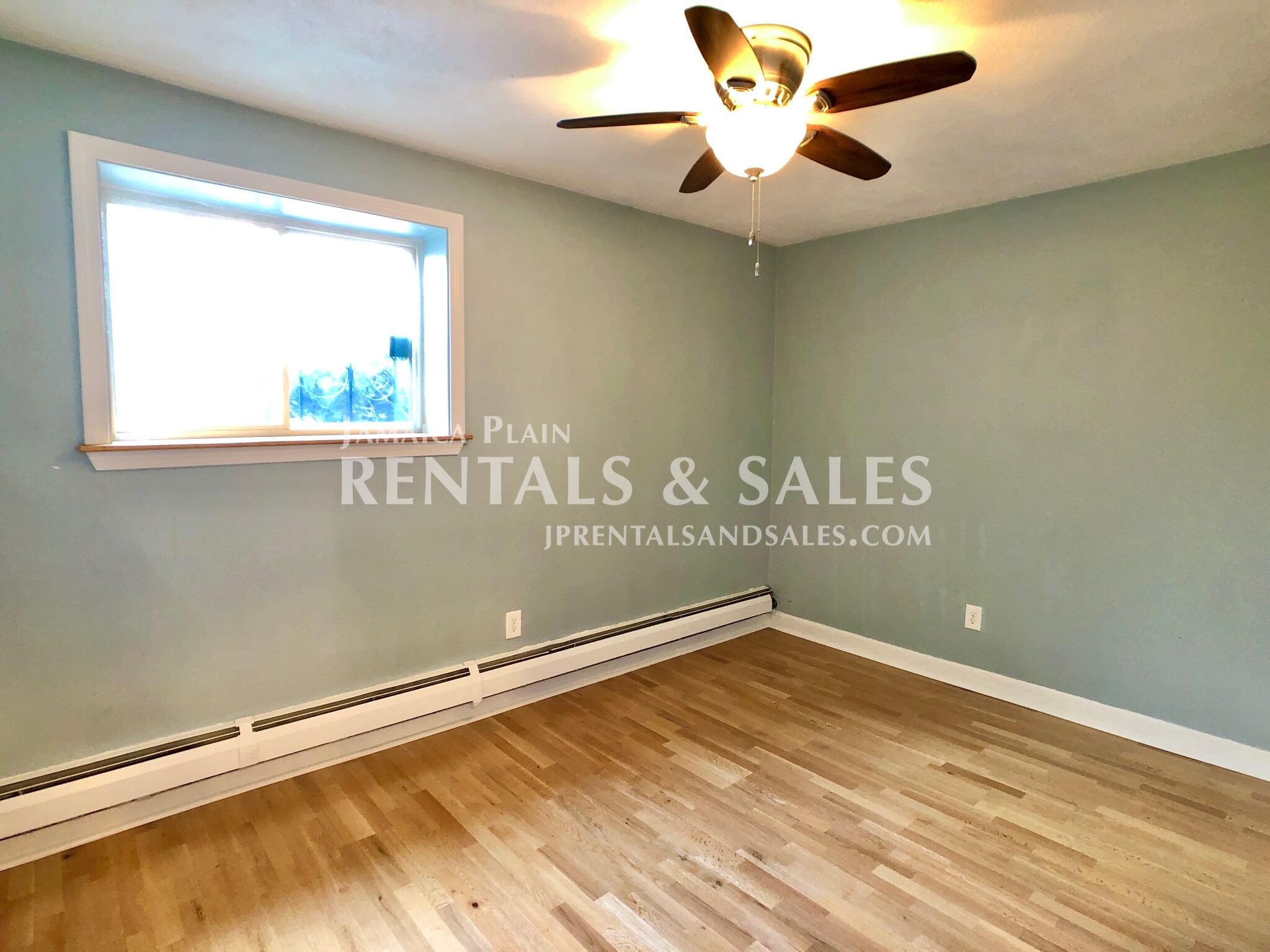 2 bed, 1 bath apartment for rent at 18 Pond St Unit 1, Jamaica Plain — photo 12 of 13