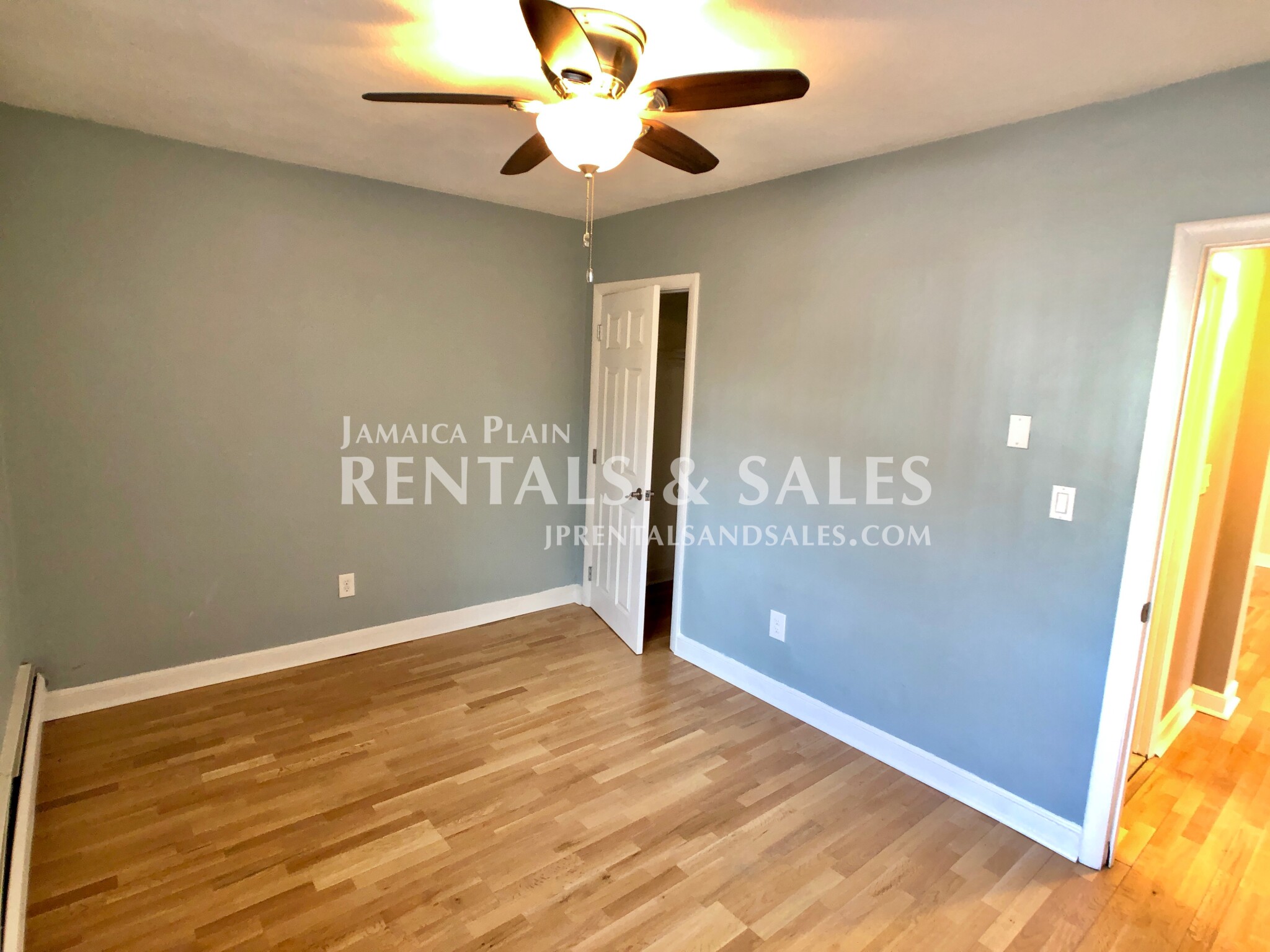 2 bed, 1 bath apartment for rent at 18 Pond St Unit 1, Jamaica Plain — photo 11 of 13